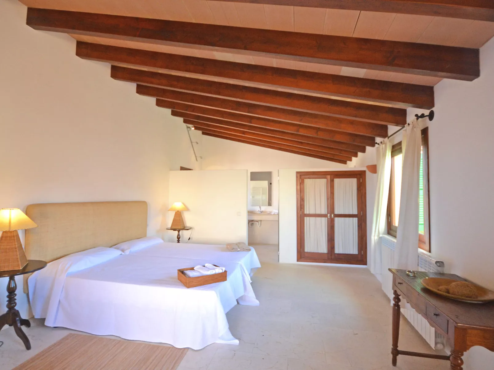 Can Casta (Sonrisa 12) - Binnen