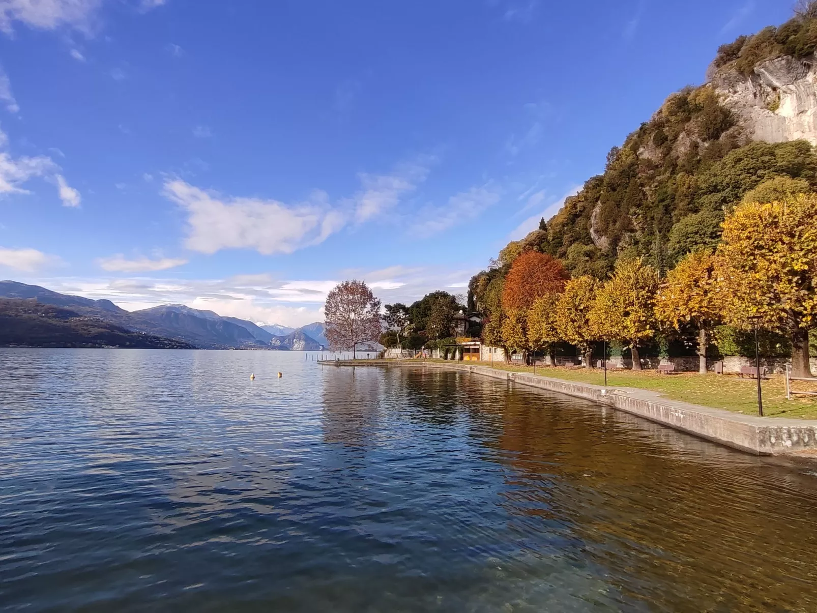 Lake & Pool - Omgeving