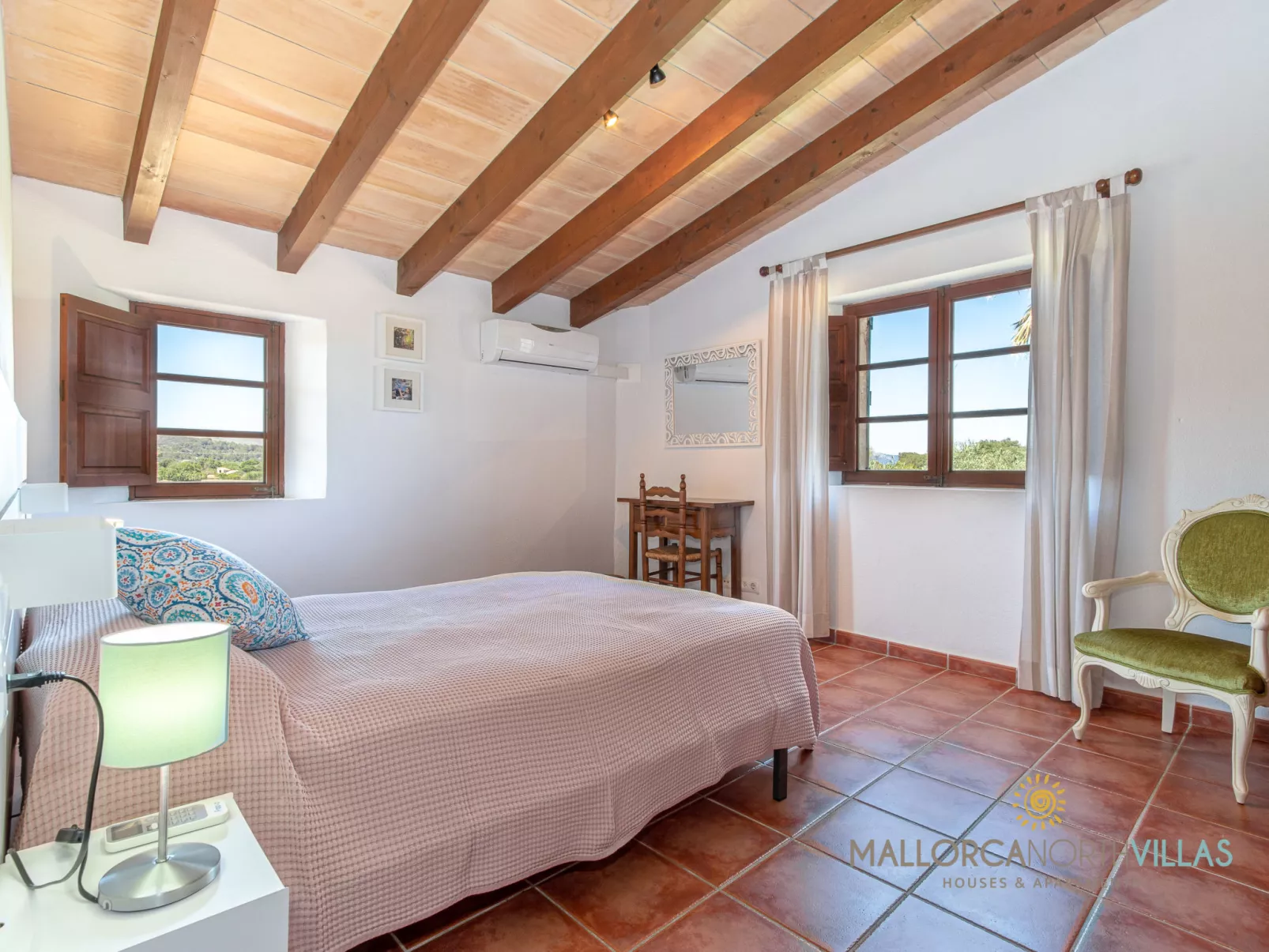 Cal Mercader Gran Villa con Piscina y Jardín - Binnen