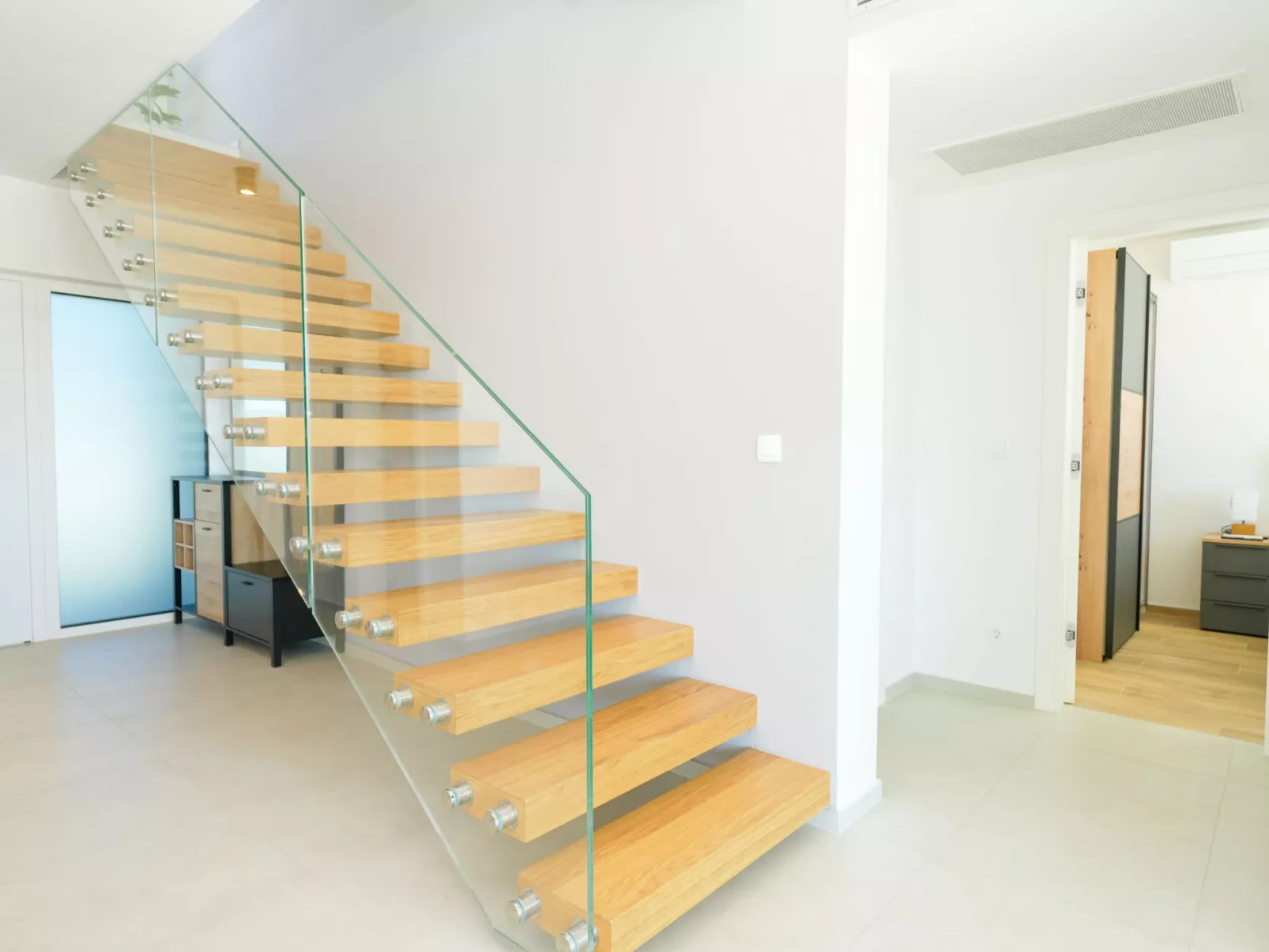 Primosten Hills - North - Binnen