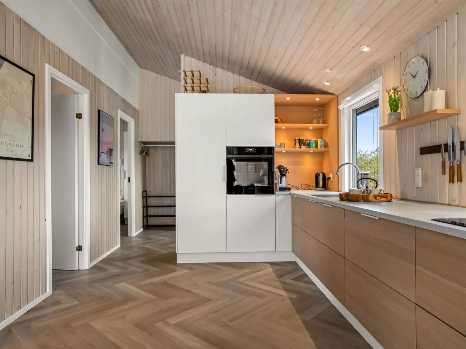 "Steinunn" - 600m from the sea - Binnen