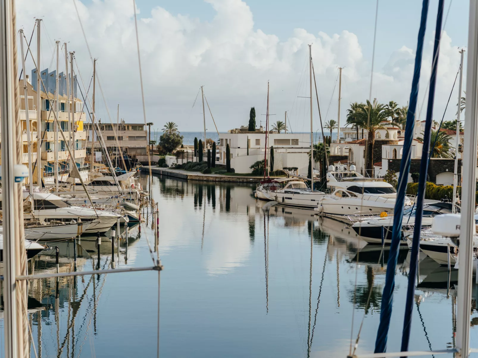WELCS ESTUDIO 195 EMP con vistas al canal - Buiten