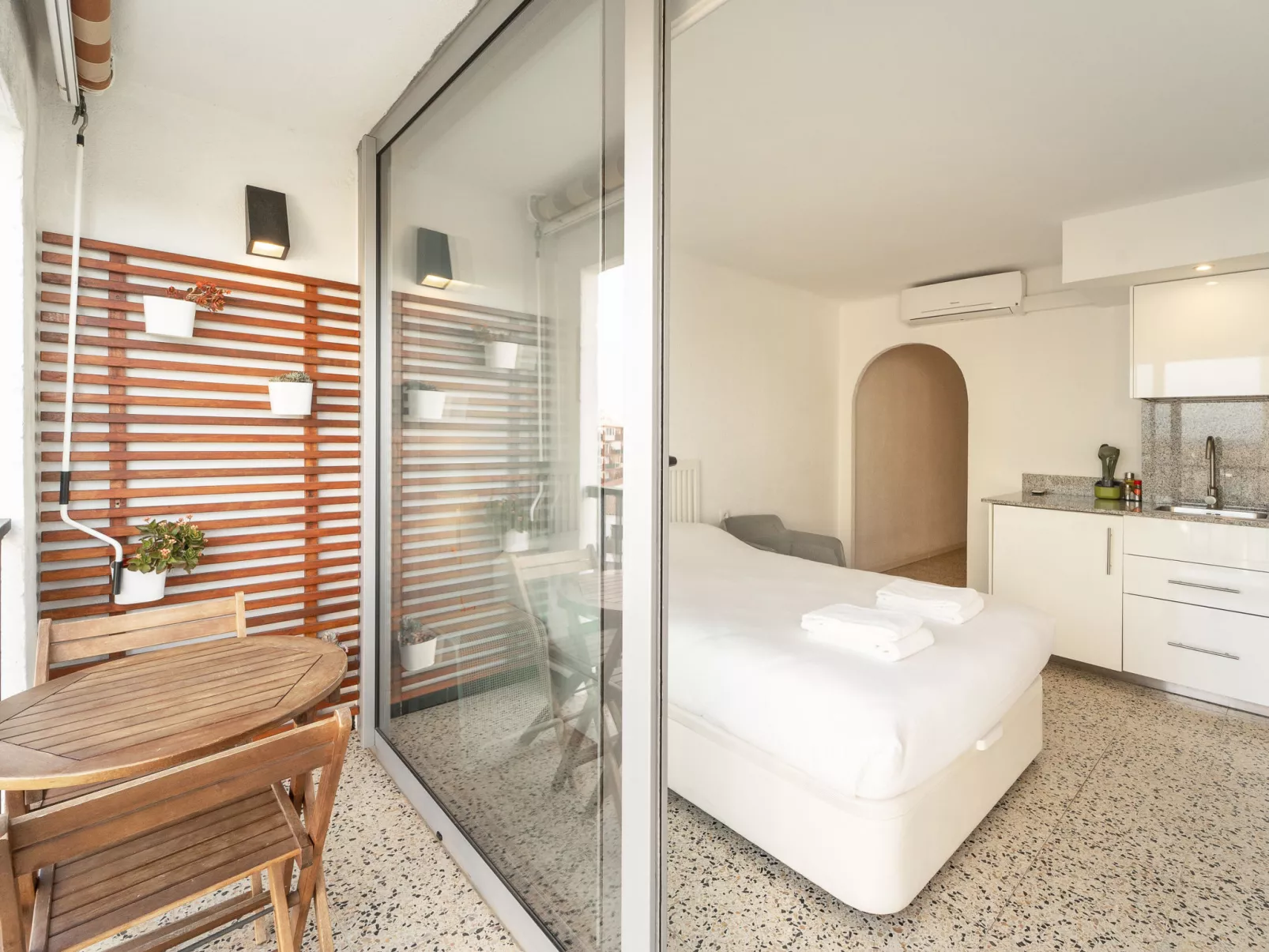 WELCS ESTUDIO 120 EMP cerca del mar - Binnen