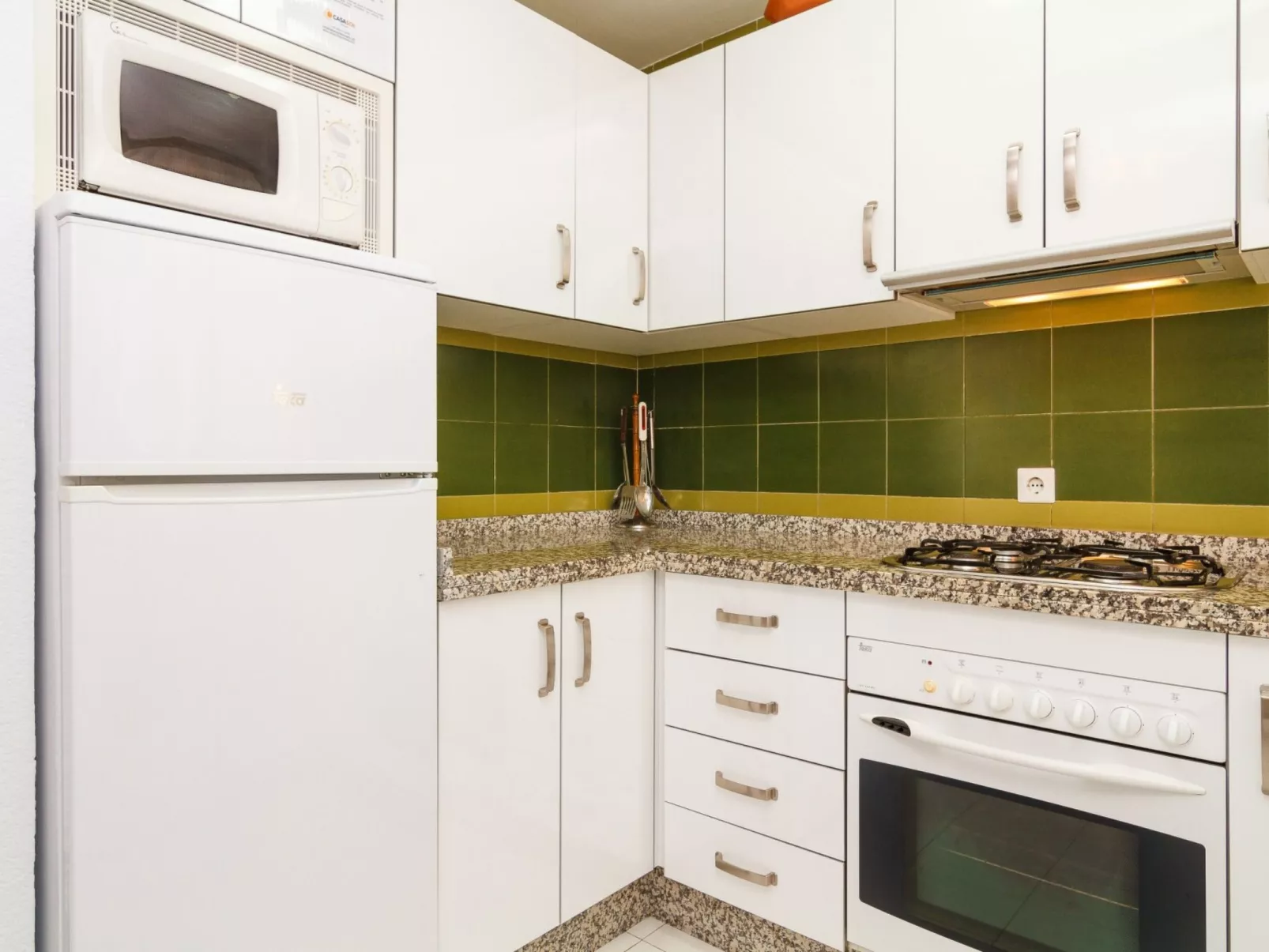 Los Pinos 23 Villas by Casasol - Binnen