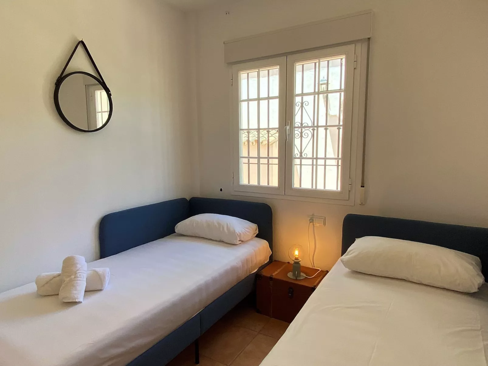 Azahara En Suite by Casasol - Binnen