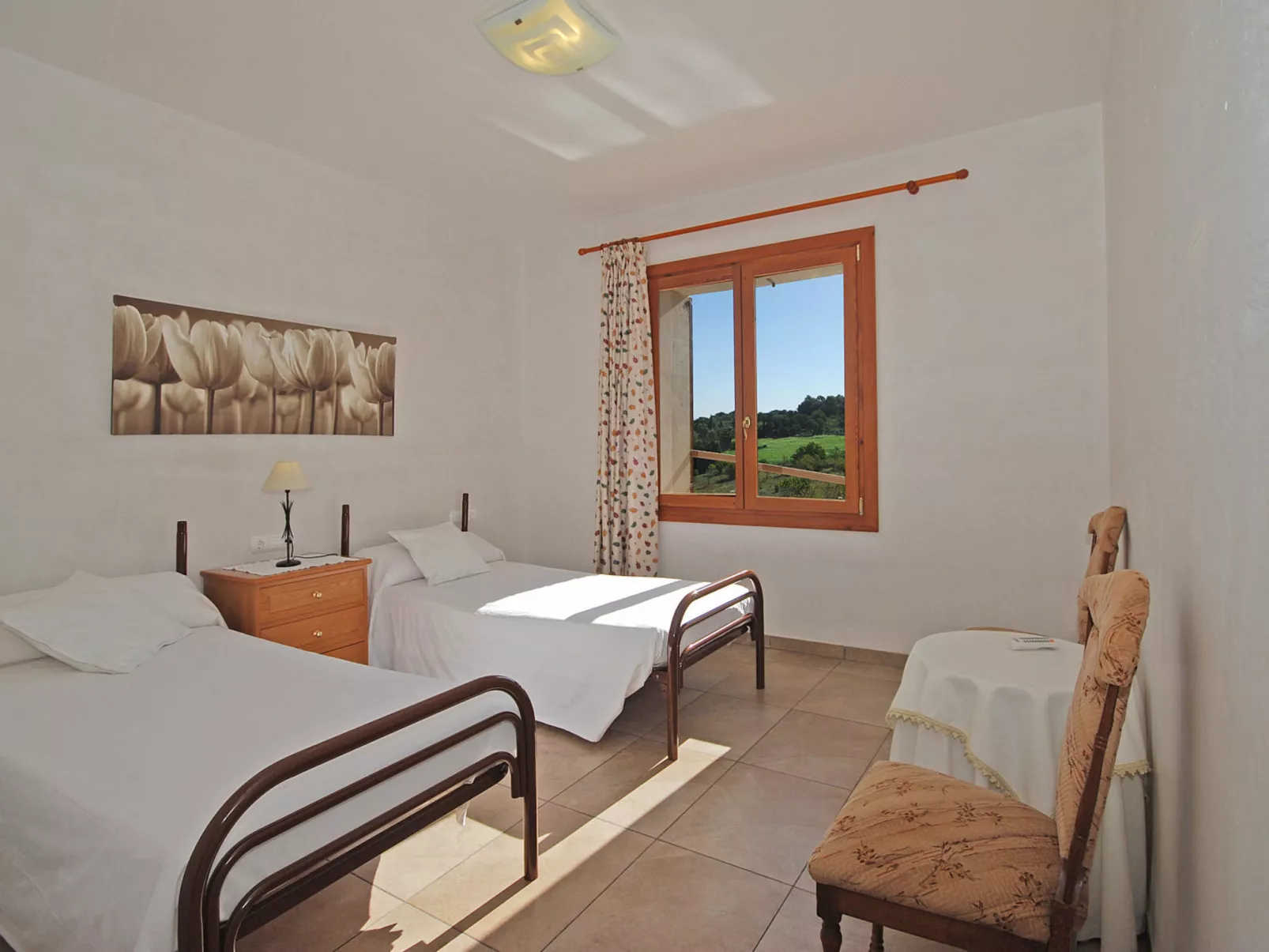 Pla de ses rotes - Binnen