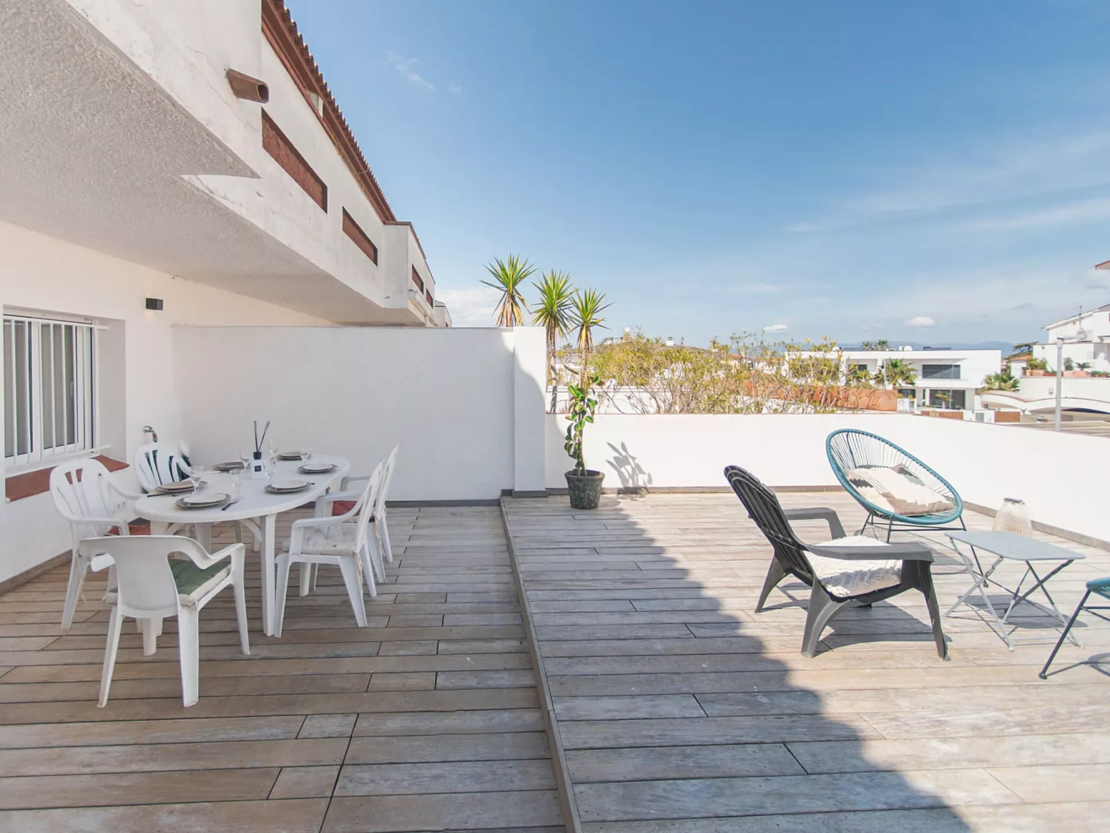 WELCS APARTAMENTO 234 EMP con una gran terraza - Buiten