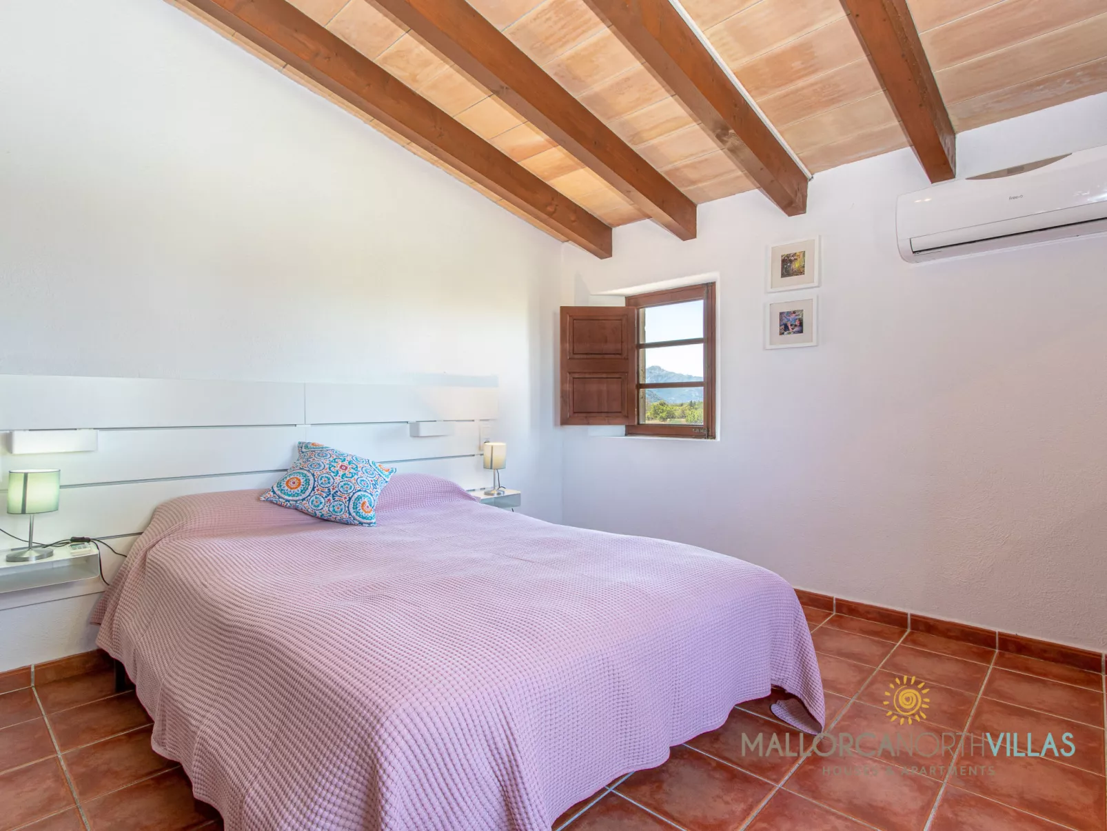 Cal Mercader Gran Villa con Piscina y Jardín - Binnen