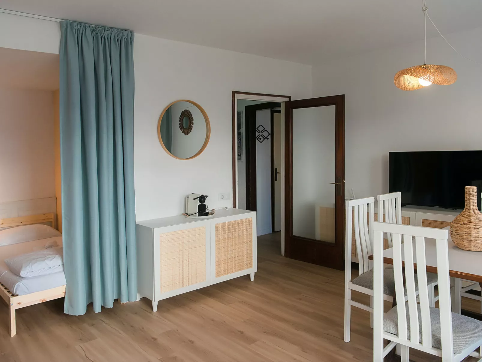 WELCS APARTAMENTO 224 EMP con TERRAZA - Binnen