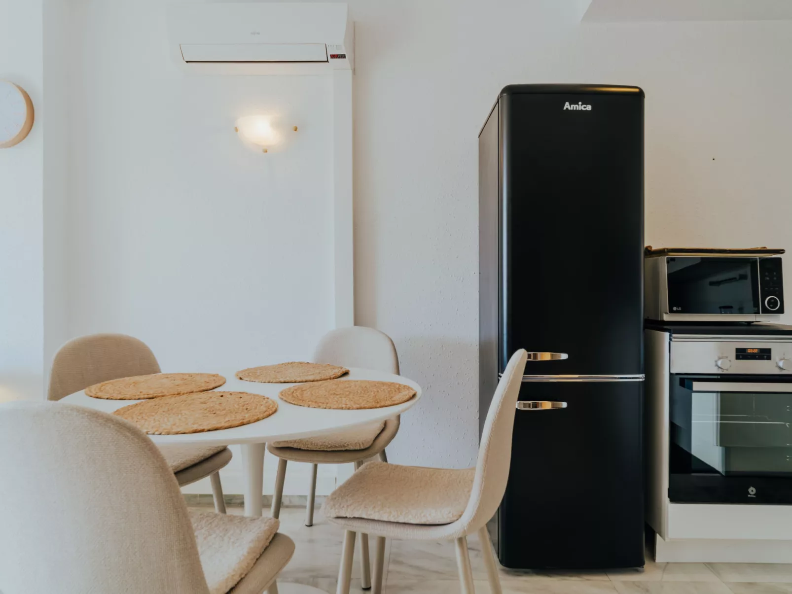 WELCS APARTAMENTO 208 EMP cerca de la playa - Binnen