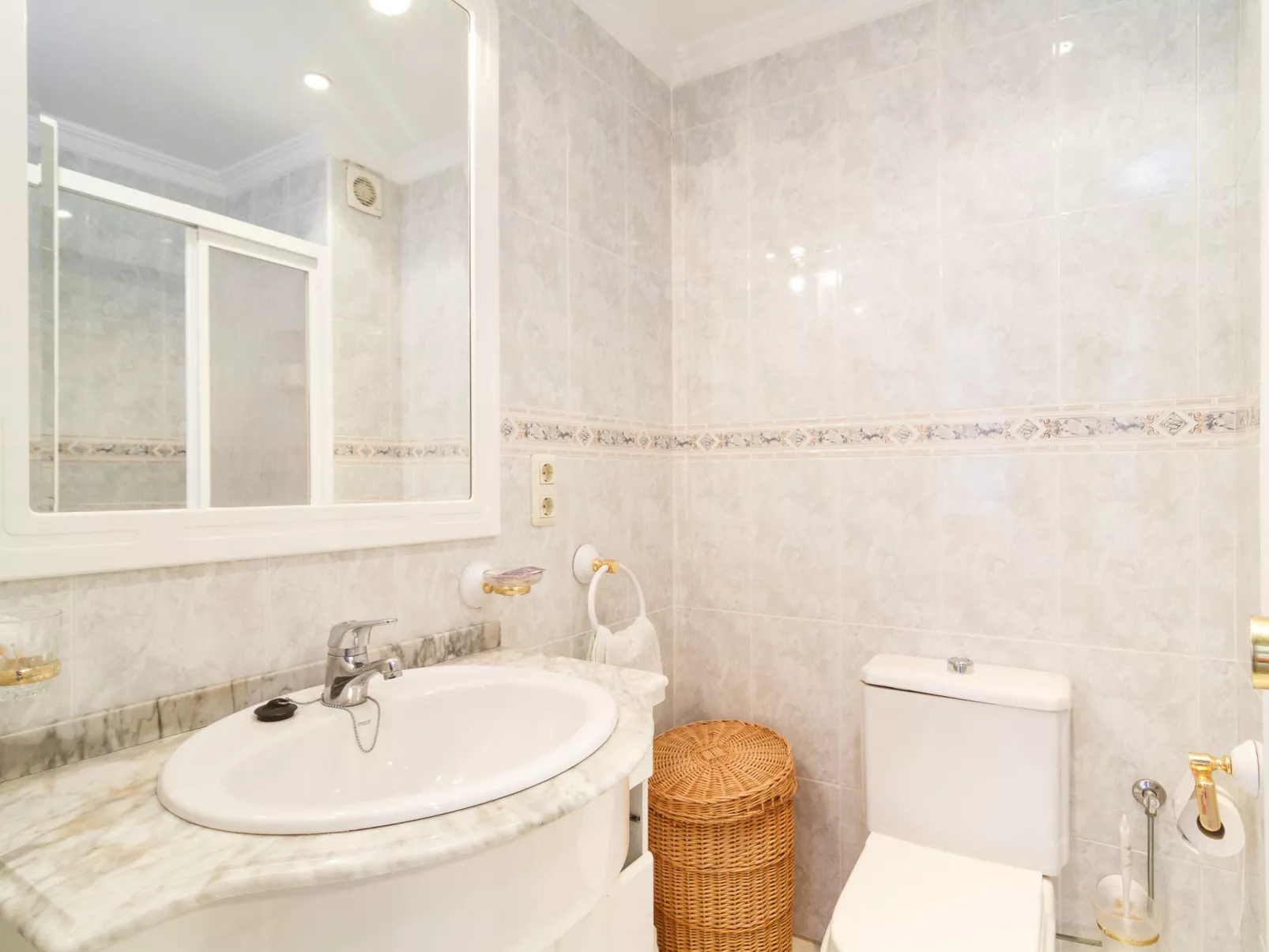 Bahia 57 Apartments by Casasol - Binnen