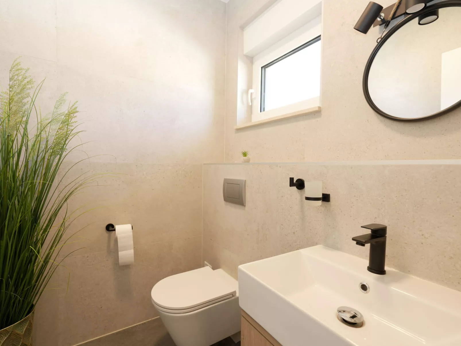 Primosten Hills - North - Binnen