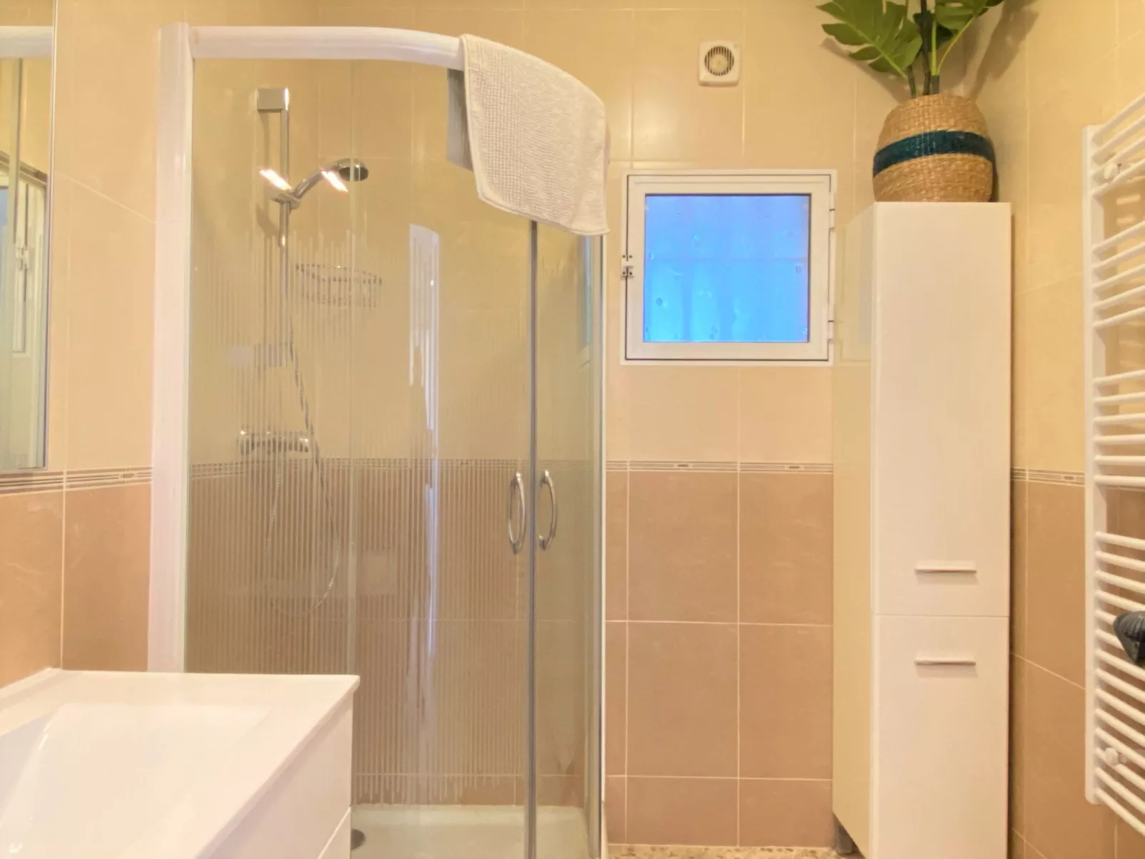 Capistrano Playa 403 by Casasol - Binnen