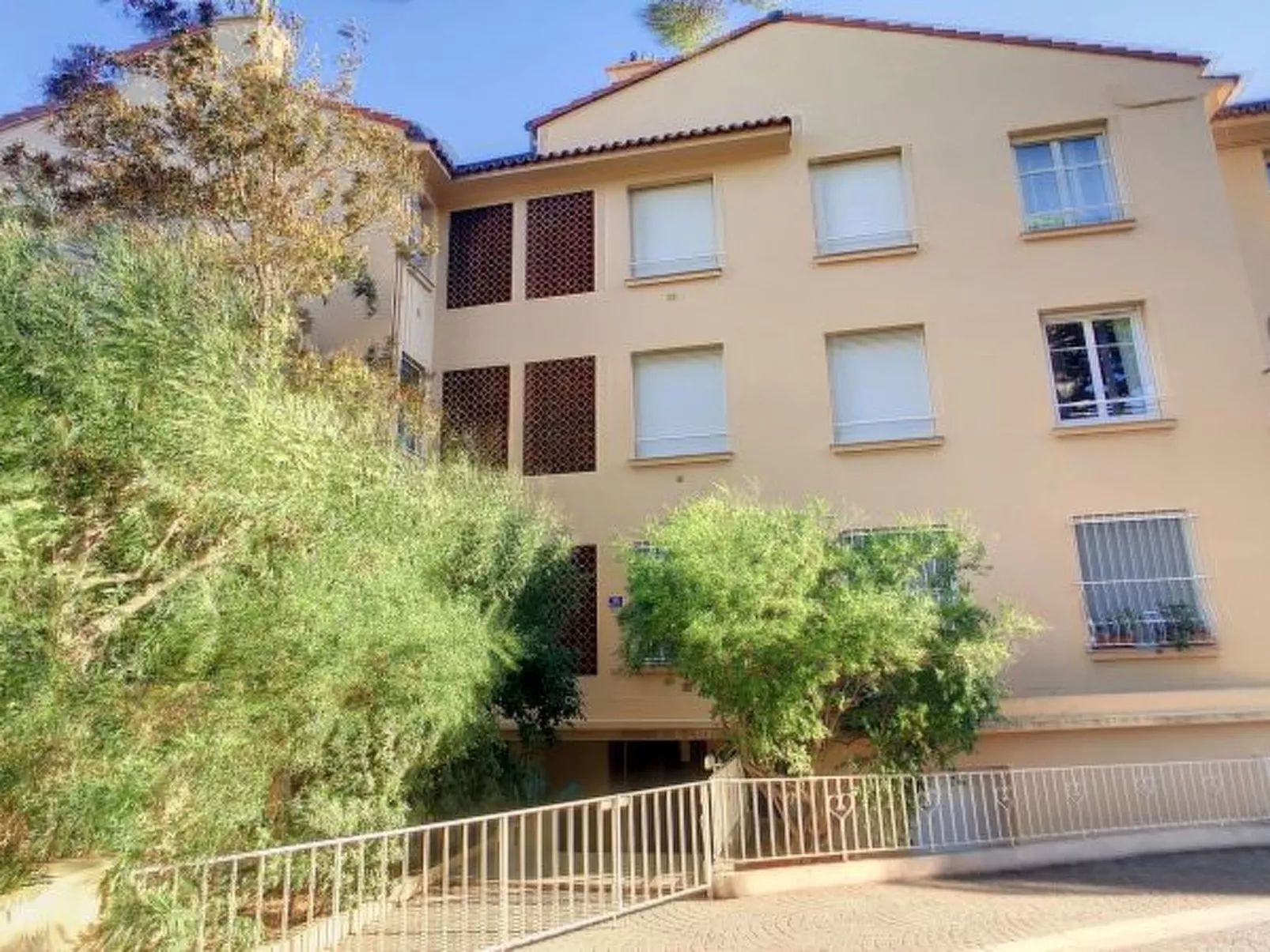2 bedroom Suquet with a view  314 - Image-tags.info