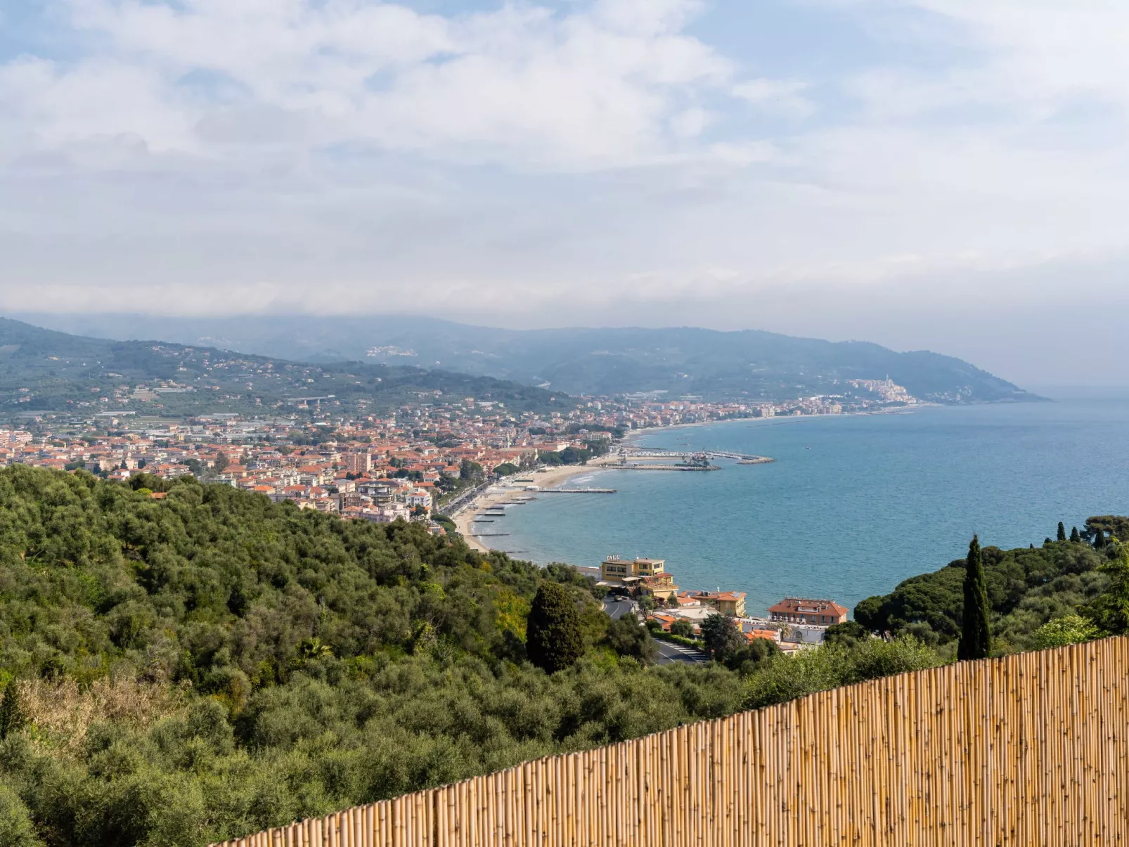 Bella vista su Diano - Buiten