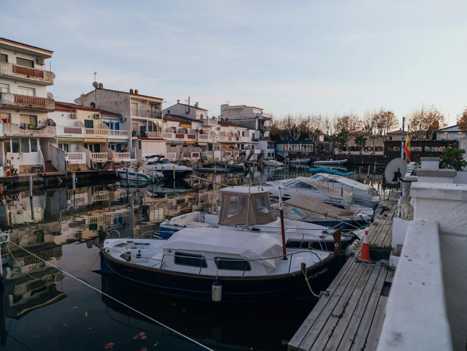 WELCS APARTAMENTO 199 EMP frente al Canal - Buiten