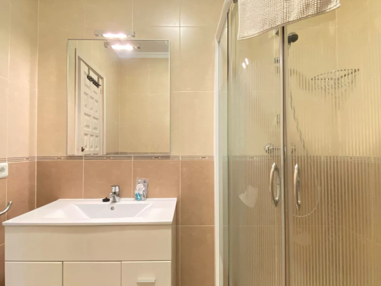 Capistrano Playa 403 by Casasol - Binnen