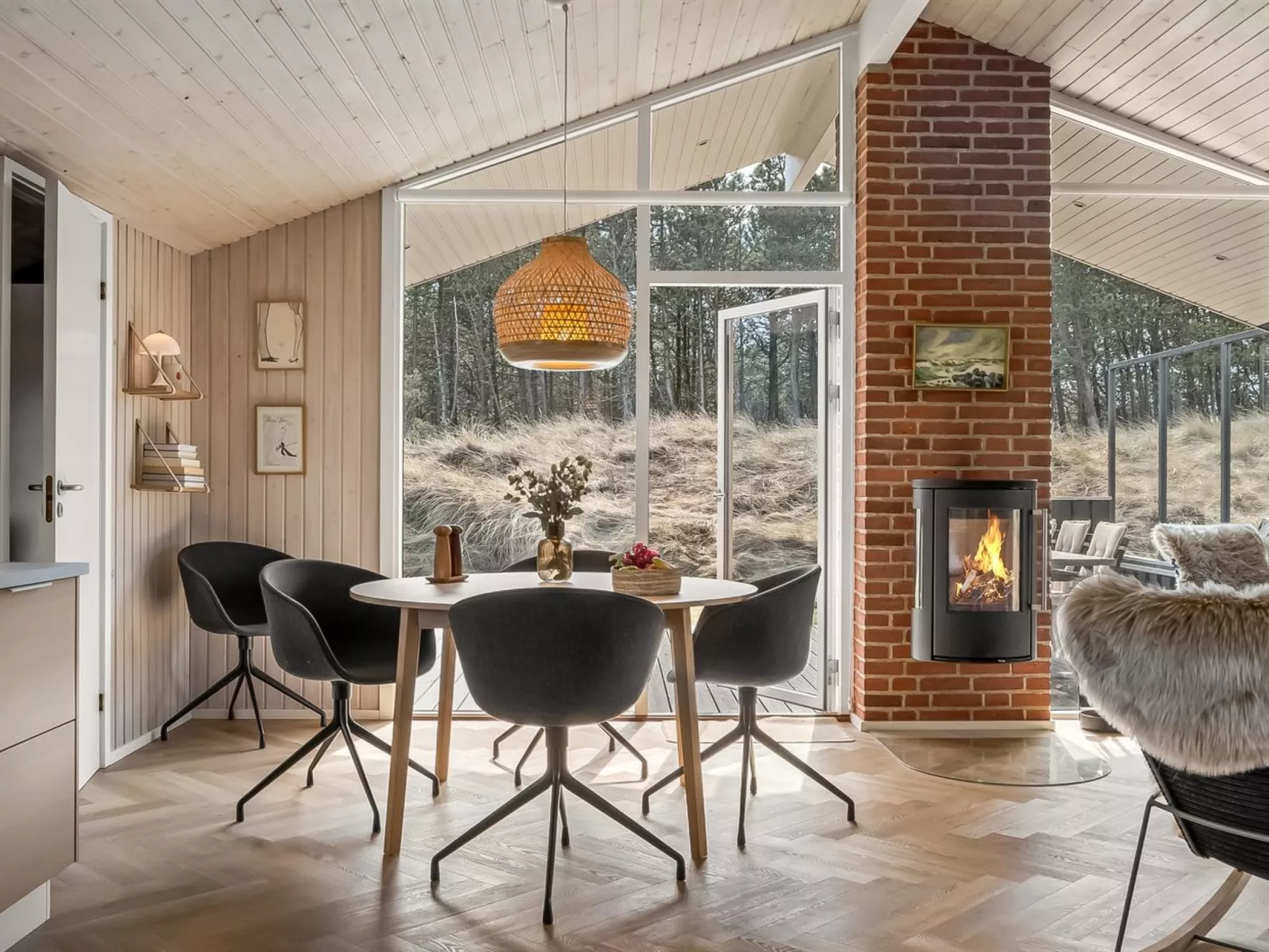 "Steinunn" - 600m from the sea - Binnen