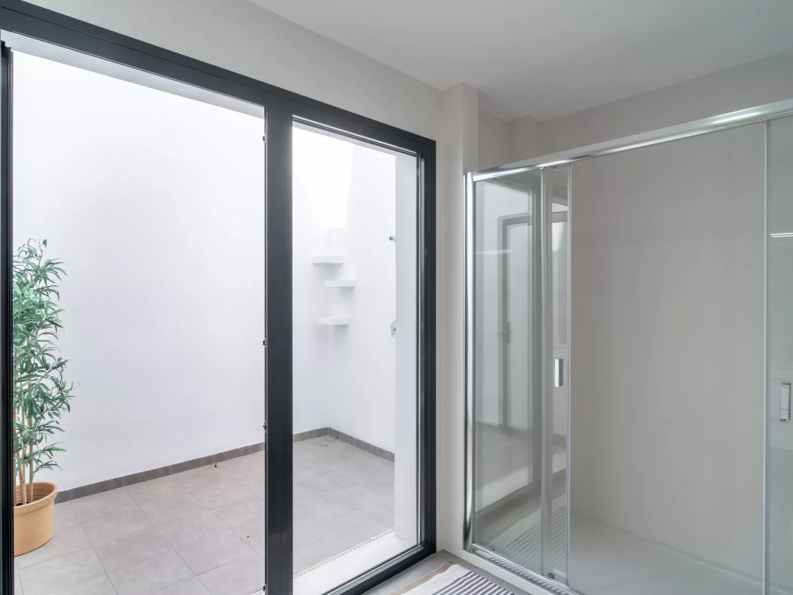 Villa Premium Los Mangos by Casasol - Binnen