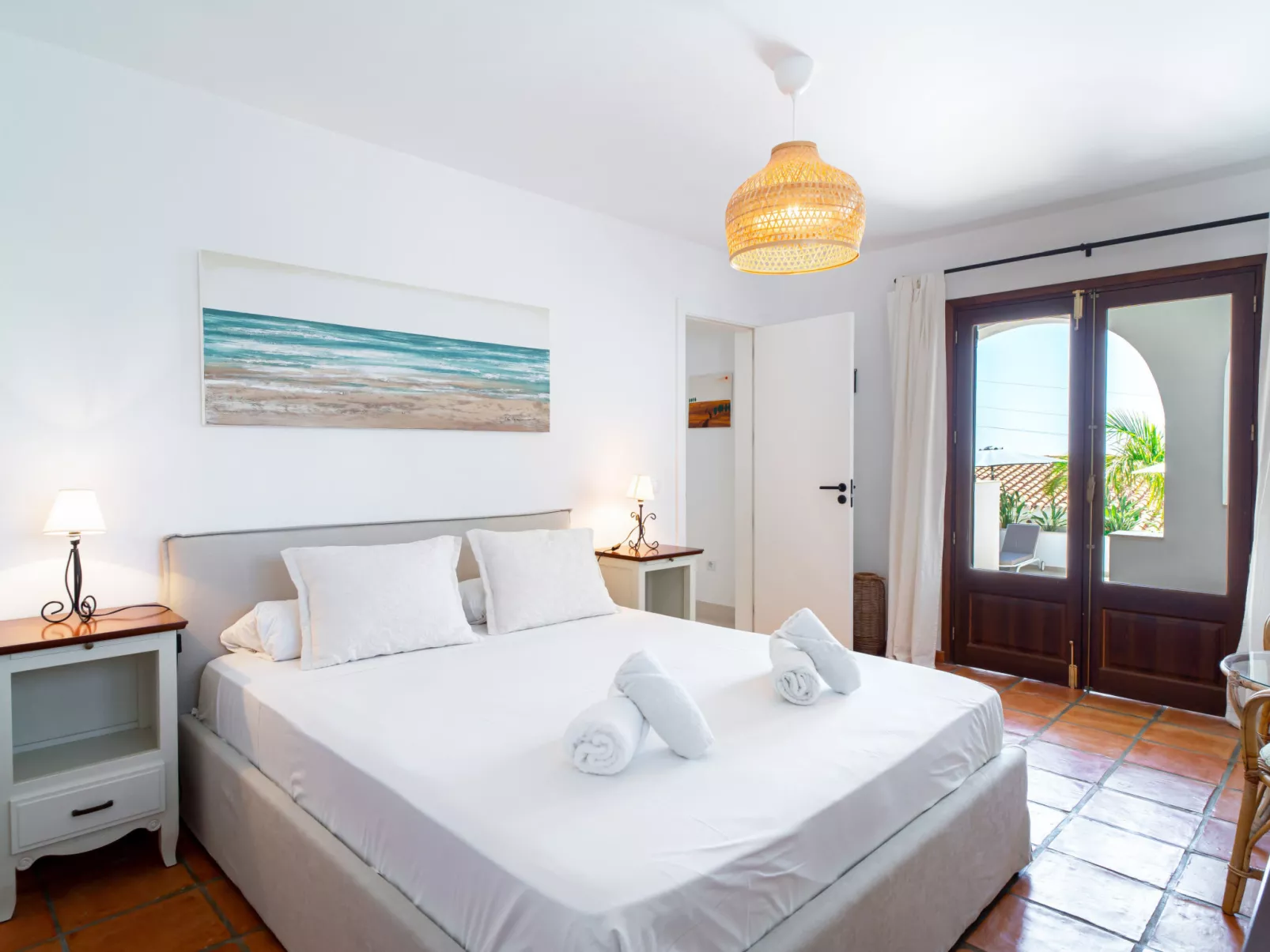 Villa Grand Pool Terrace by Casasol - Binnen