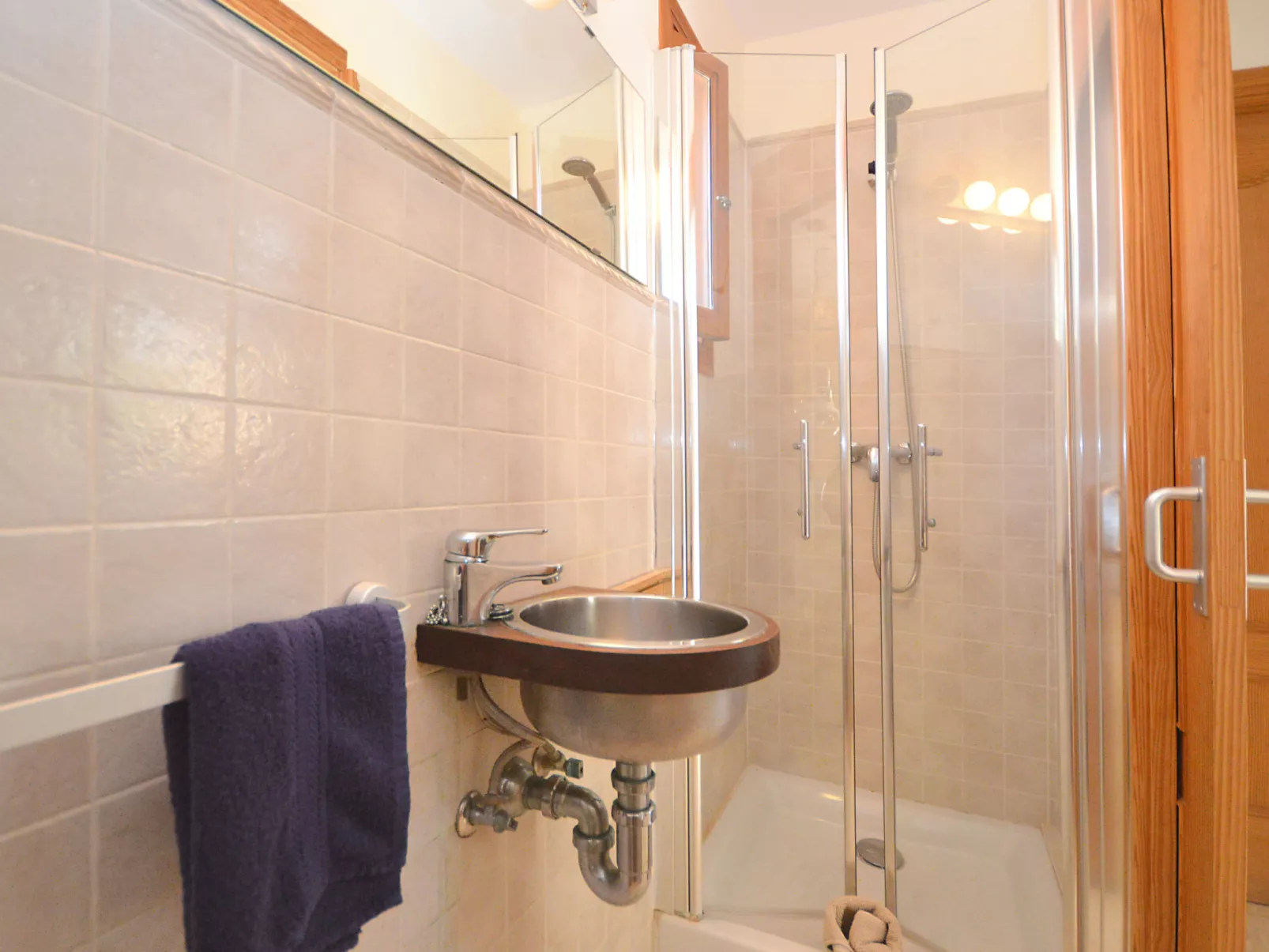 Amparo Luca - Binnen