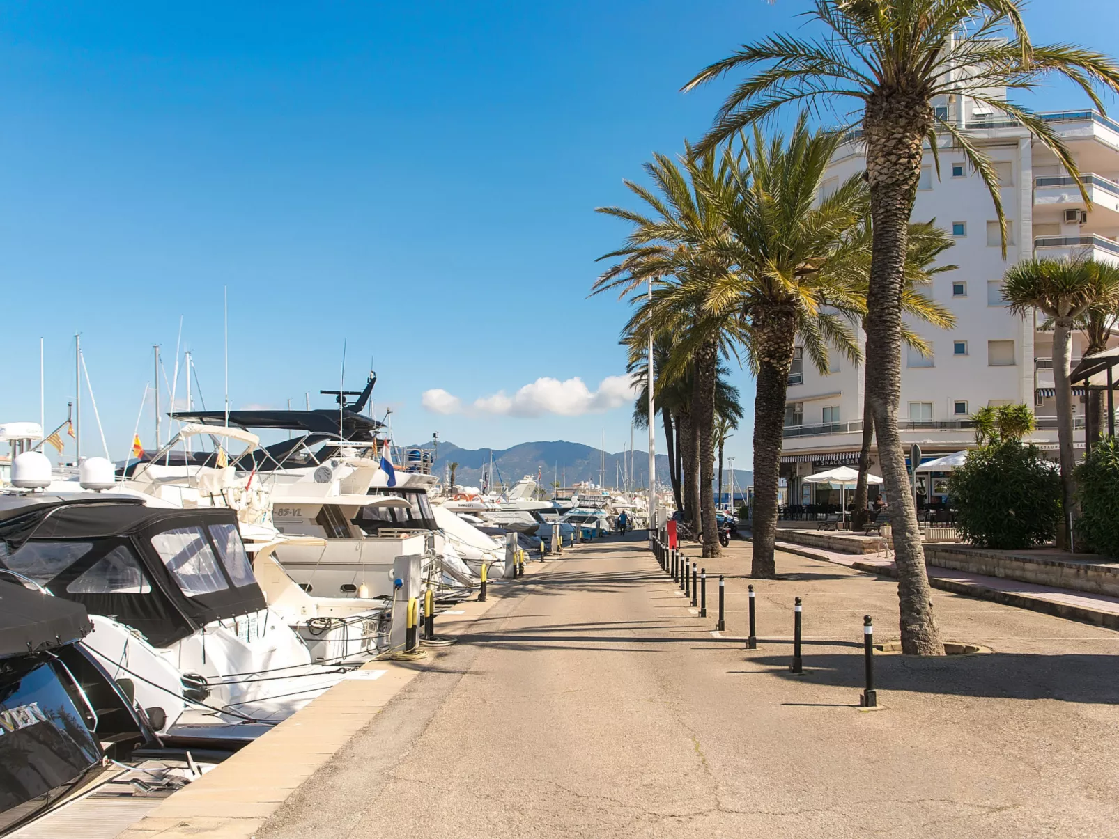 WELCS APARTAMENTO 059 EMP con vista al canal - Buiten