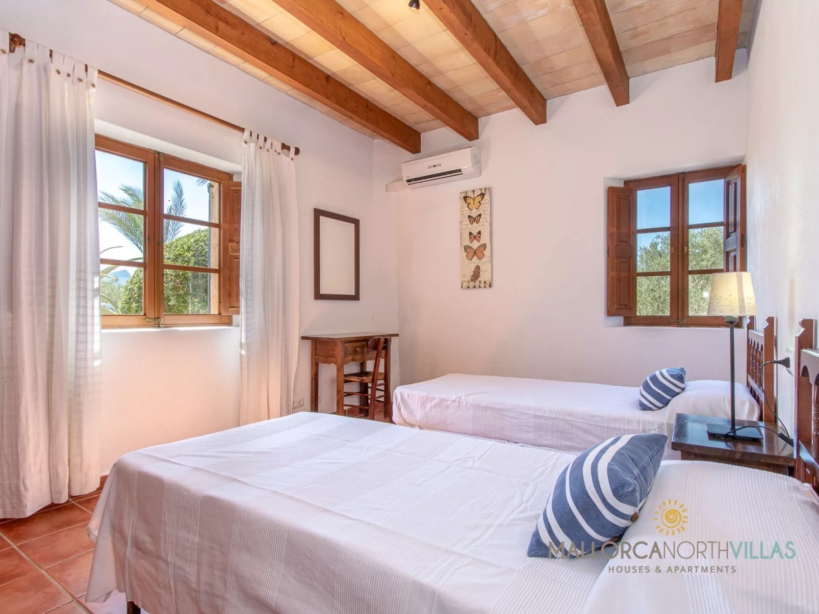Cal Mercader Gran Villa con Piscina y Jardín - Binnen