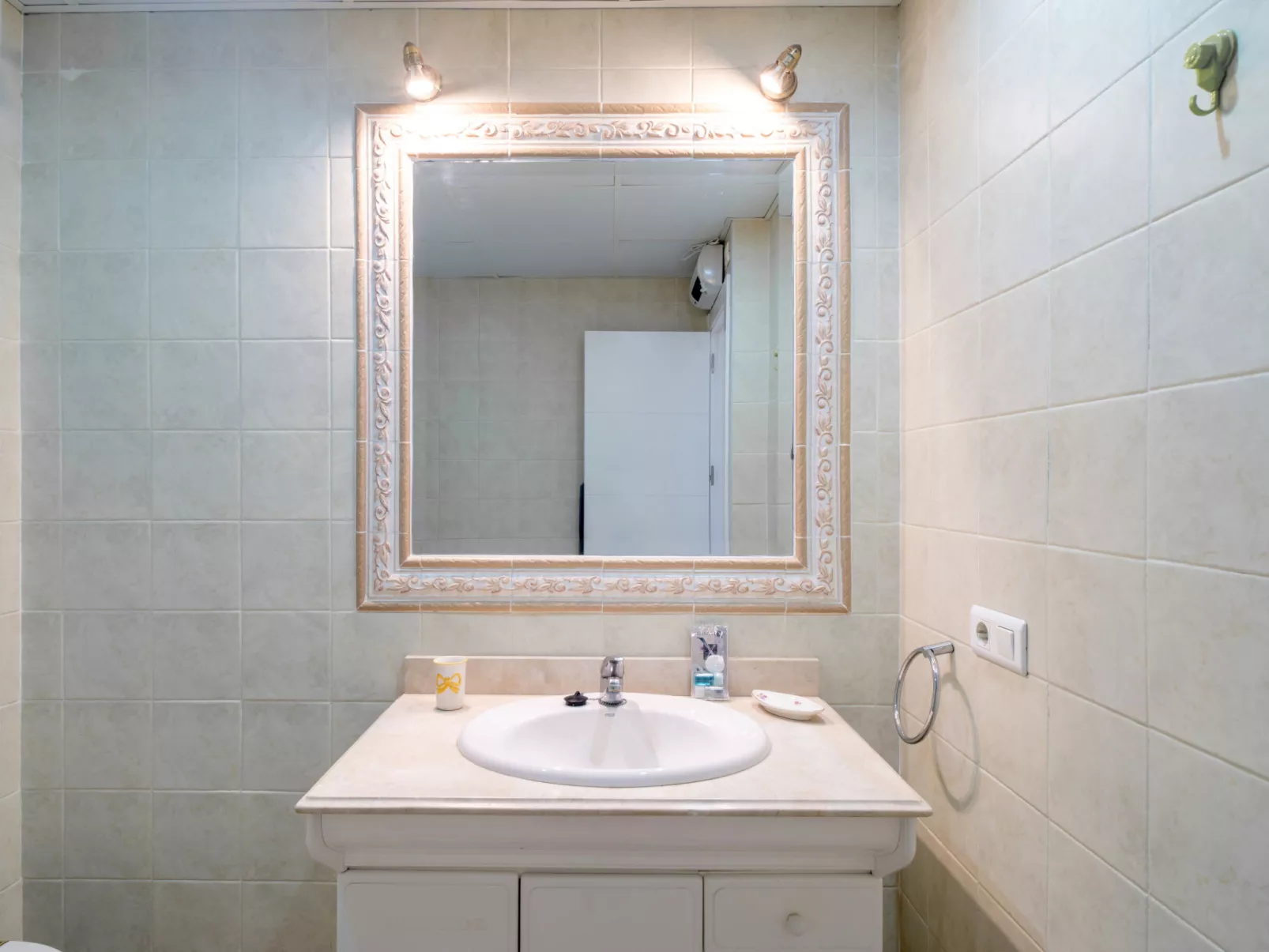 Carabeo 28 Apartment by Casasol - Binnen