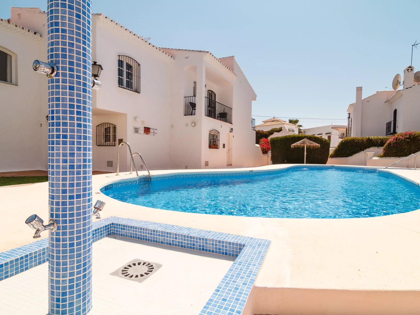 Los Pinos 25 Villas by Casasol - Buiten