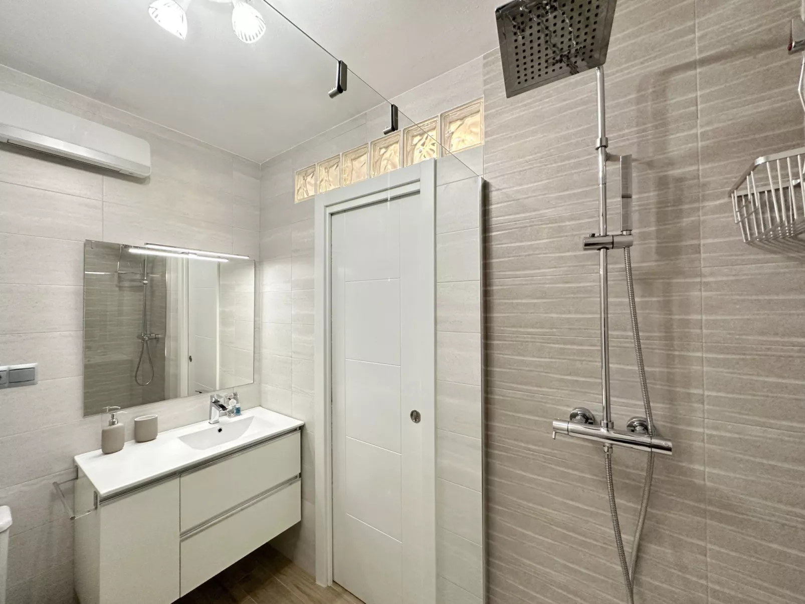 La Noria Sunny Stay by Casasol - Binnen