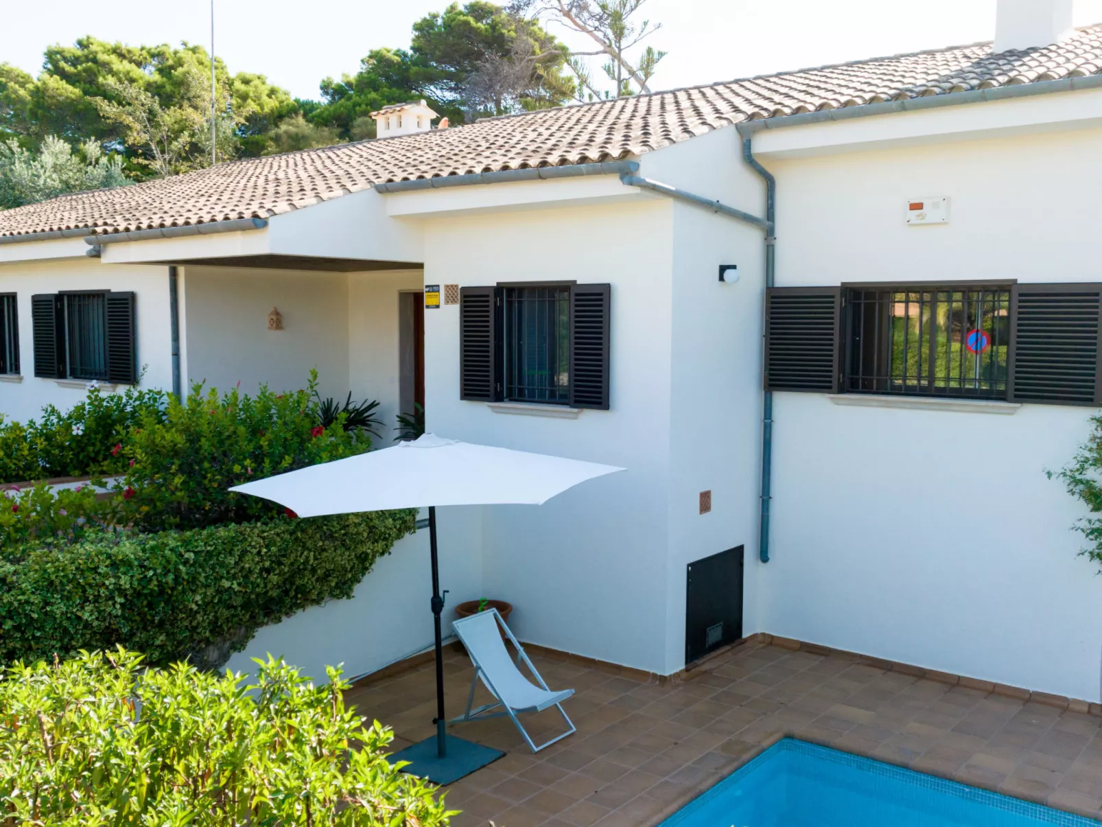 VILLA ES PINARO - BEACH FRONT - Buiten