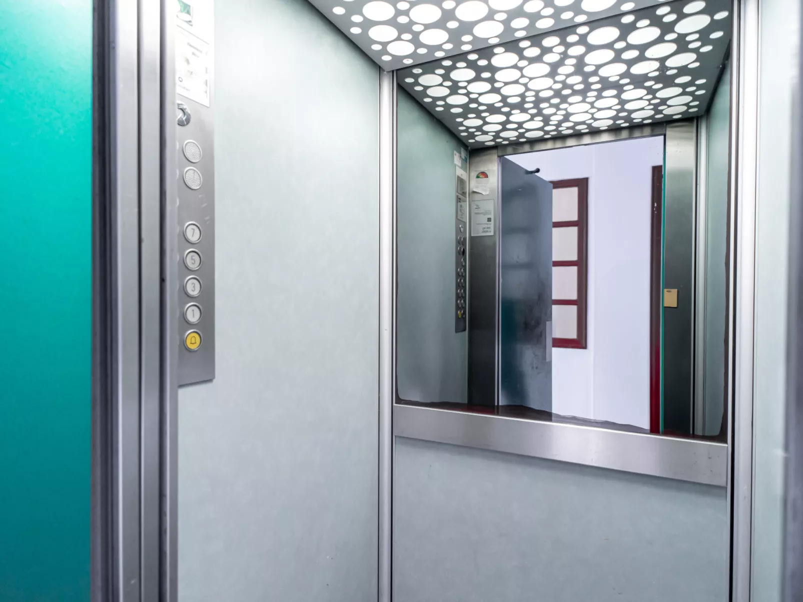 Bahia 49 Apartments by Casasol - Binnen