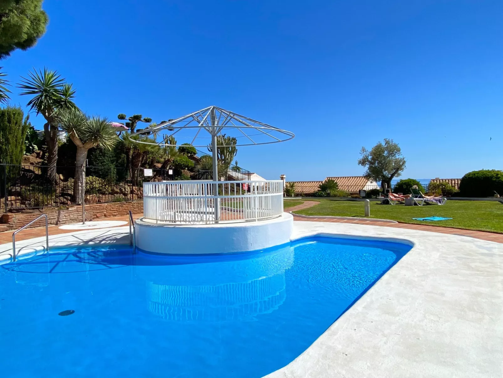 Hibiscos 36 San Juan de Capistrano by Casasol - Buiten