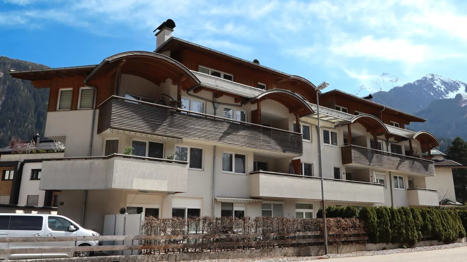 Penthouse Zillerufer - Buitenkant zomer