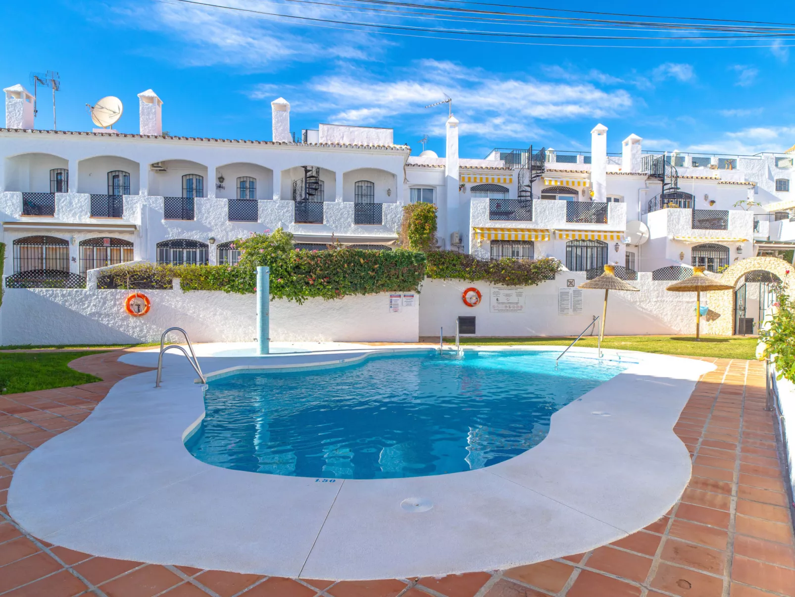 Verano Azul 27B by Casasol - Buiten