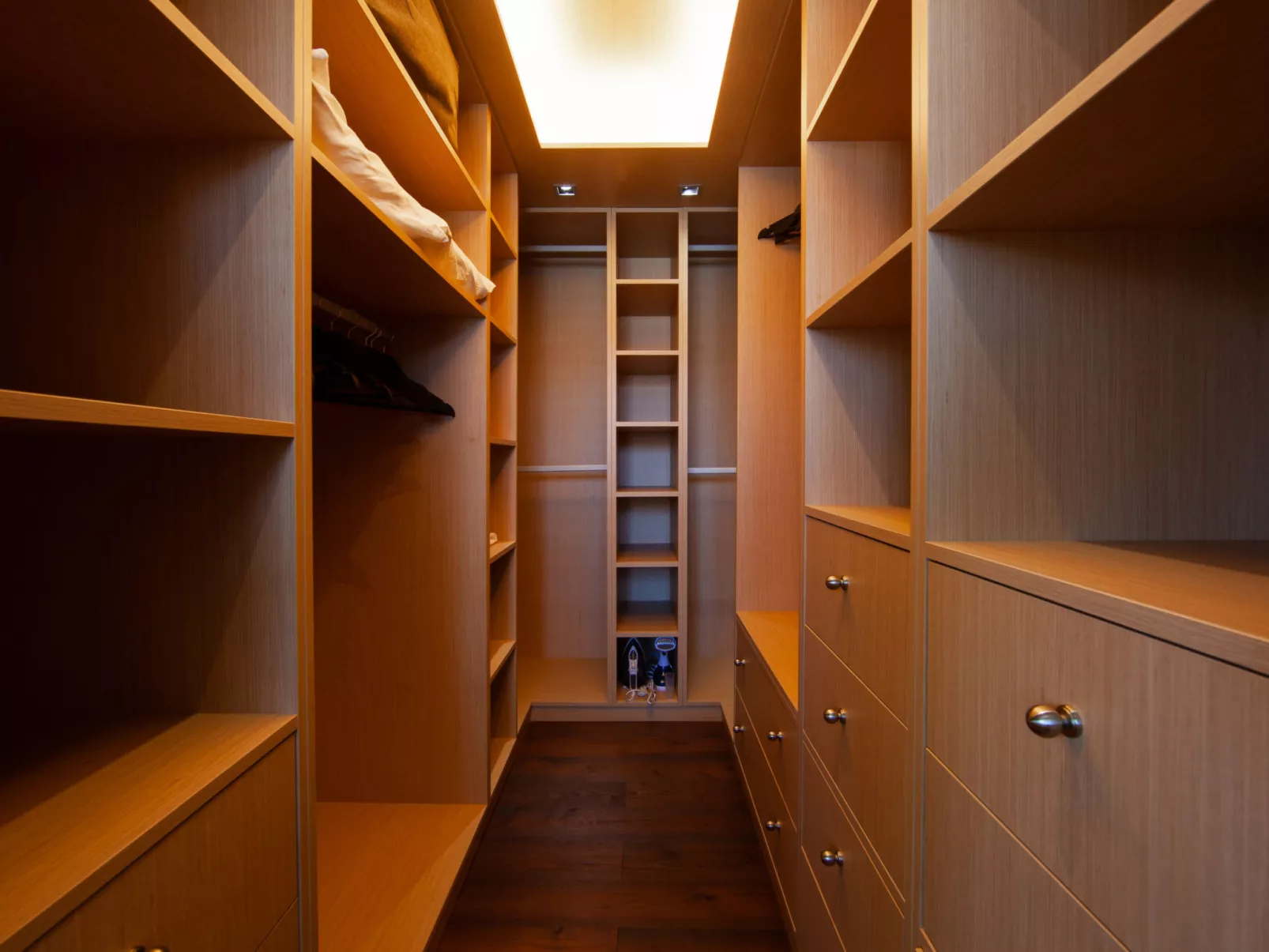 Villa Madrugada, beachside villa in Costabella - Binnen