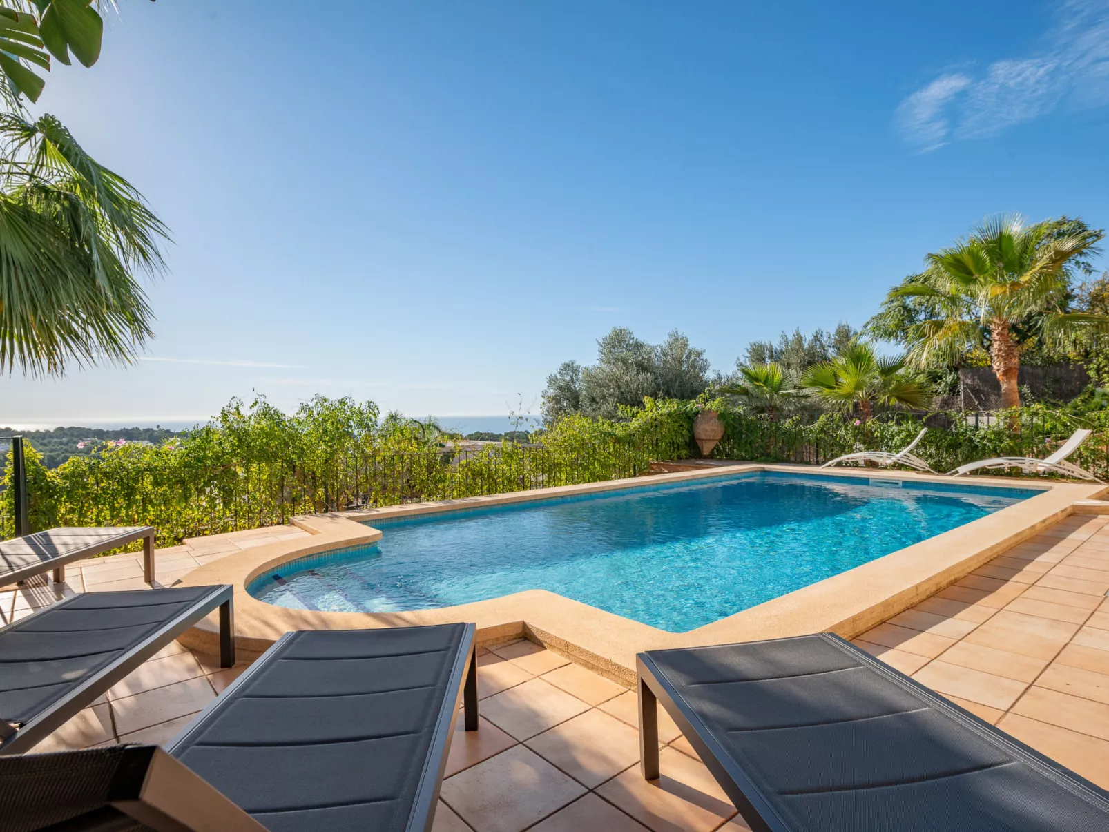 VILLA BENDINAT 10 - by Priority Villas - Buiten