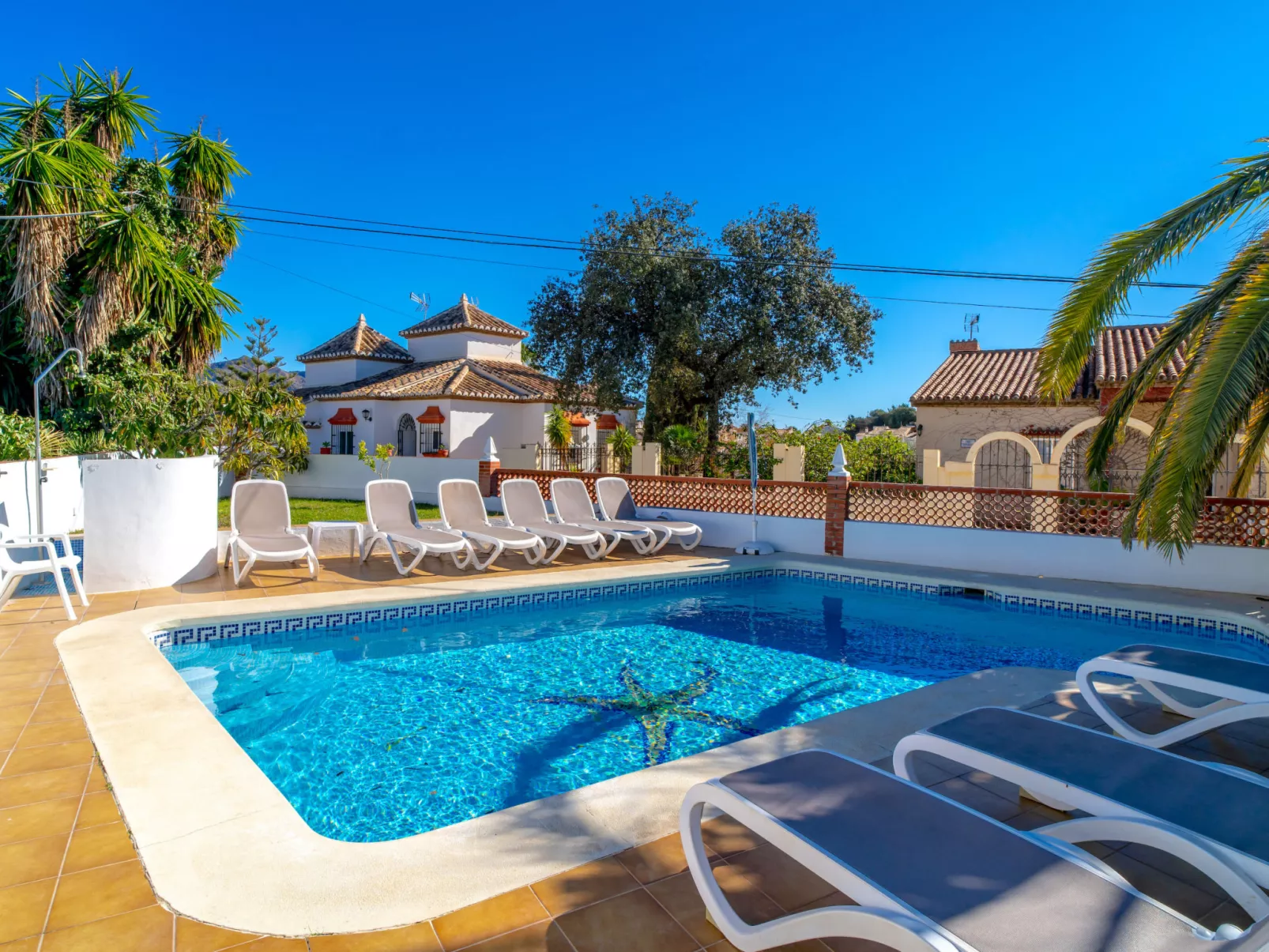 Villa Sandra Luxury Suite by Casasol - Buiten