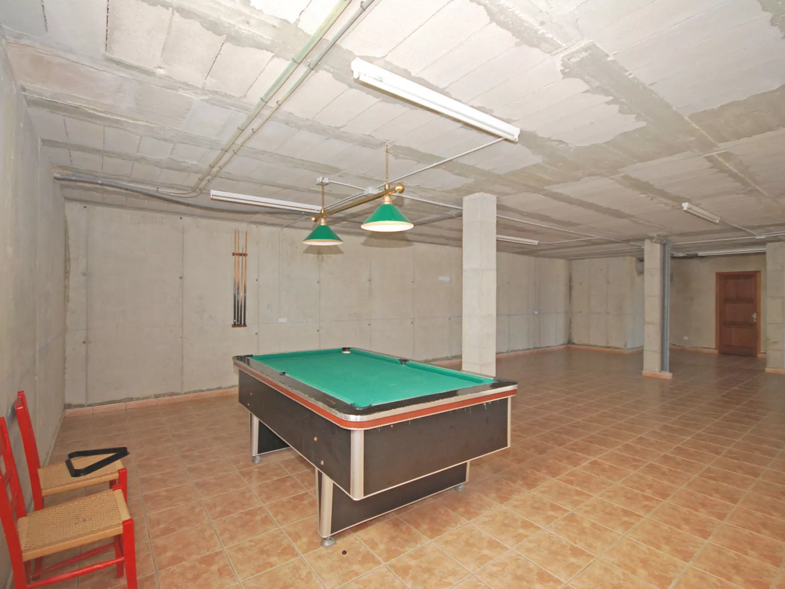 Pla de ses rotes - Binnen