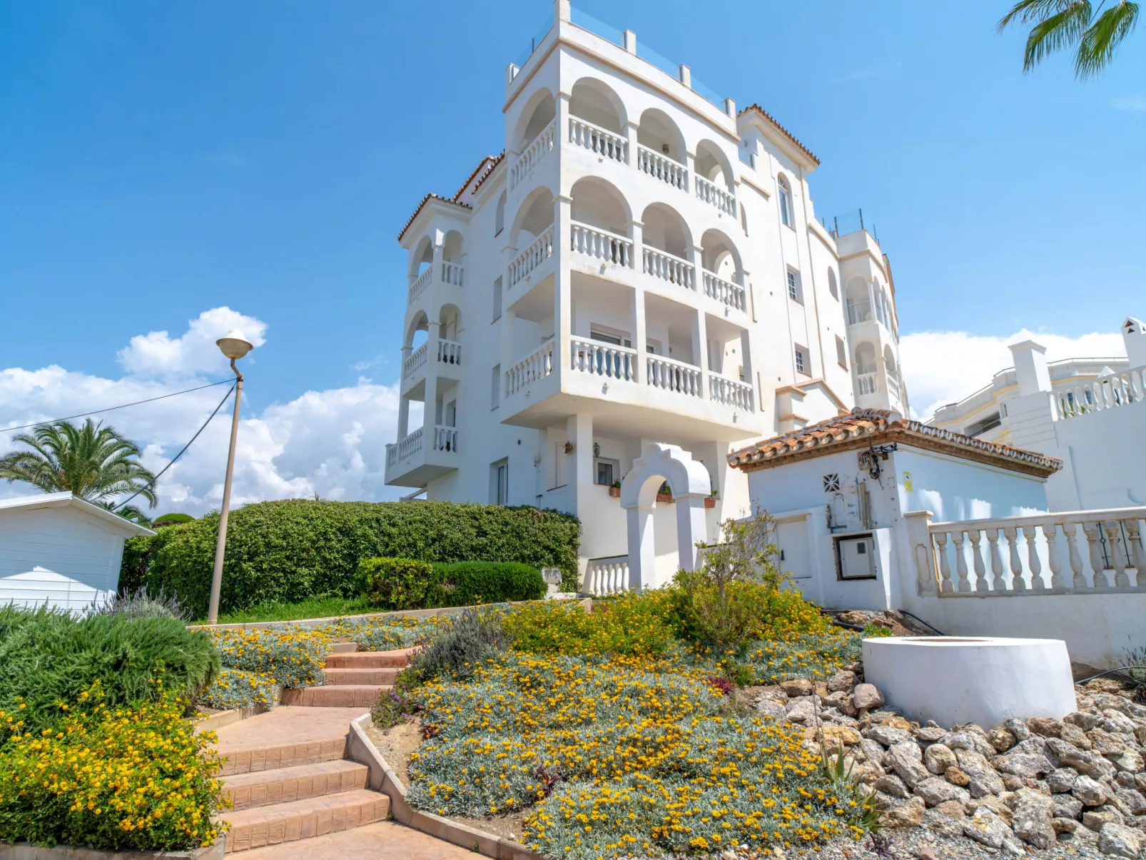 Stella Maris Beachfront B by Casasol - Buiten
