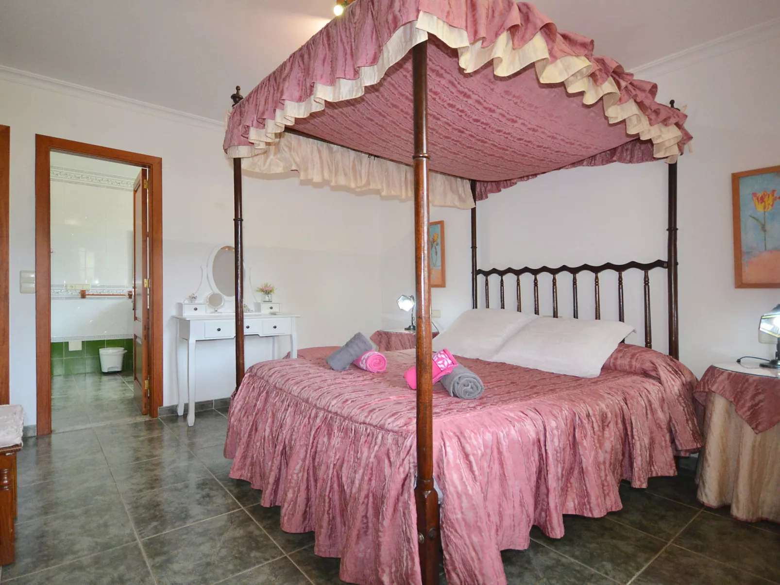 Ca na rossa - Binnen