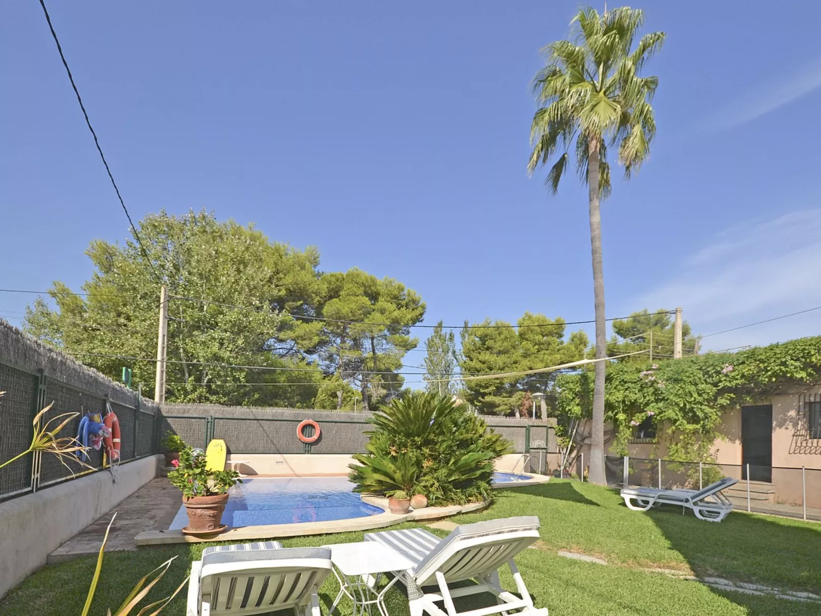 Llenaire - Xata - Buiten