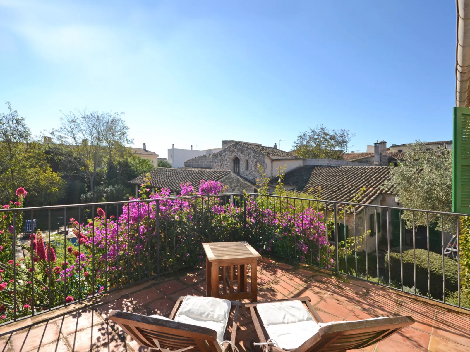 Can Casta (Sonrisa 12) - Buiten