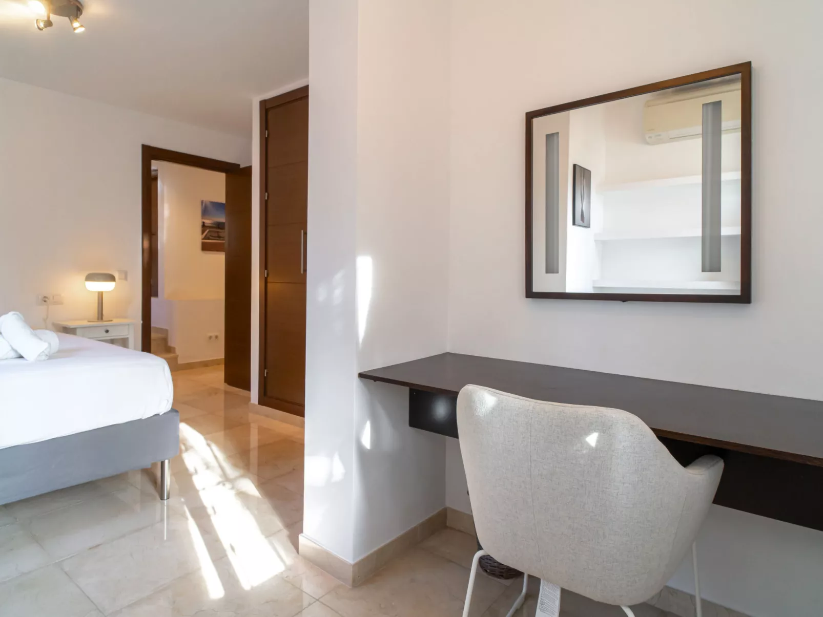 Villa Grande Luxe Private Pool by Casasol - Binnen