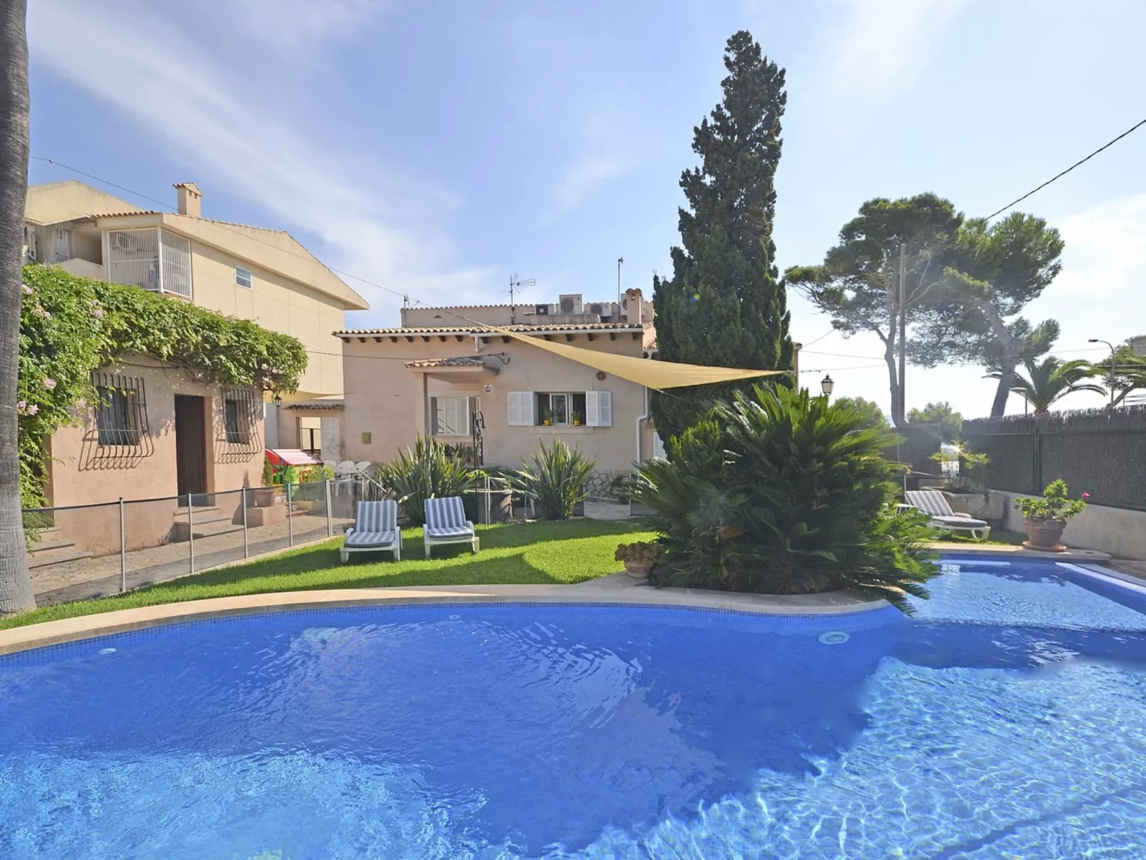 Llenaire - Xata - Buiten