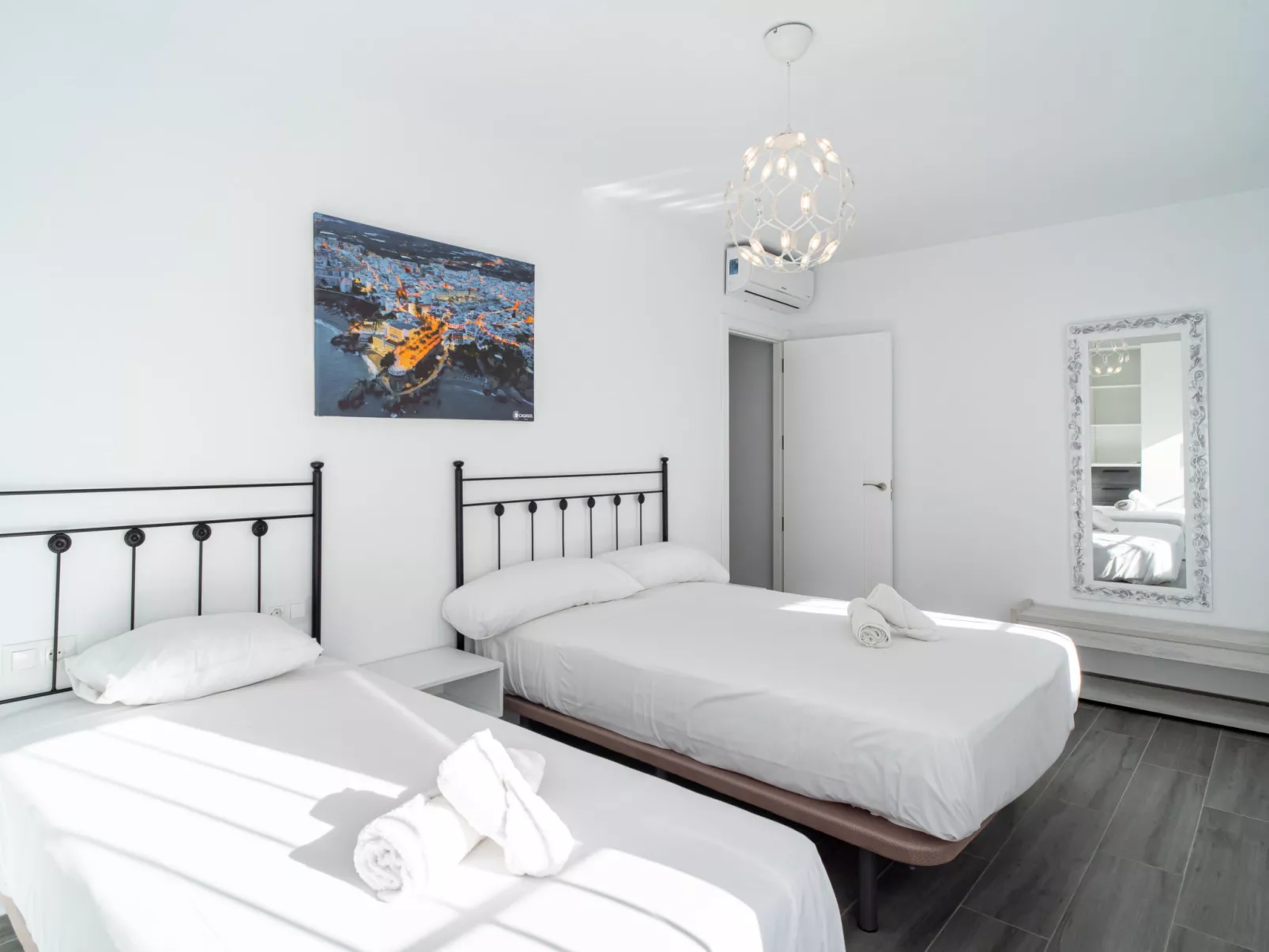 Villa Mauri Private Pool by Casasol - Binnen