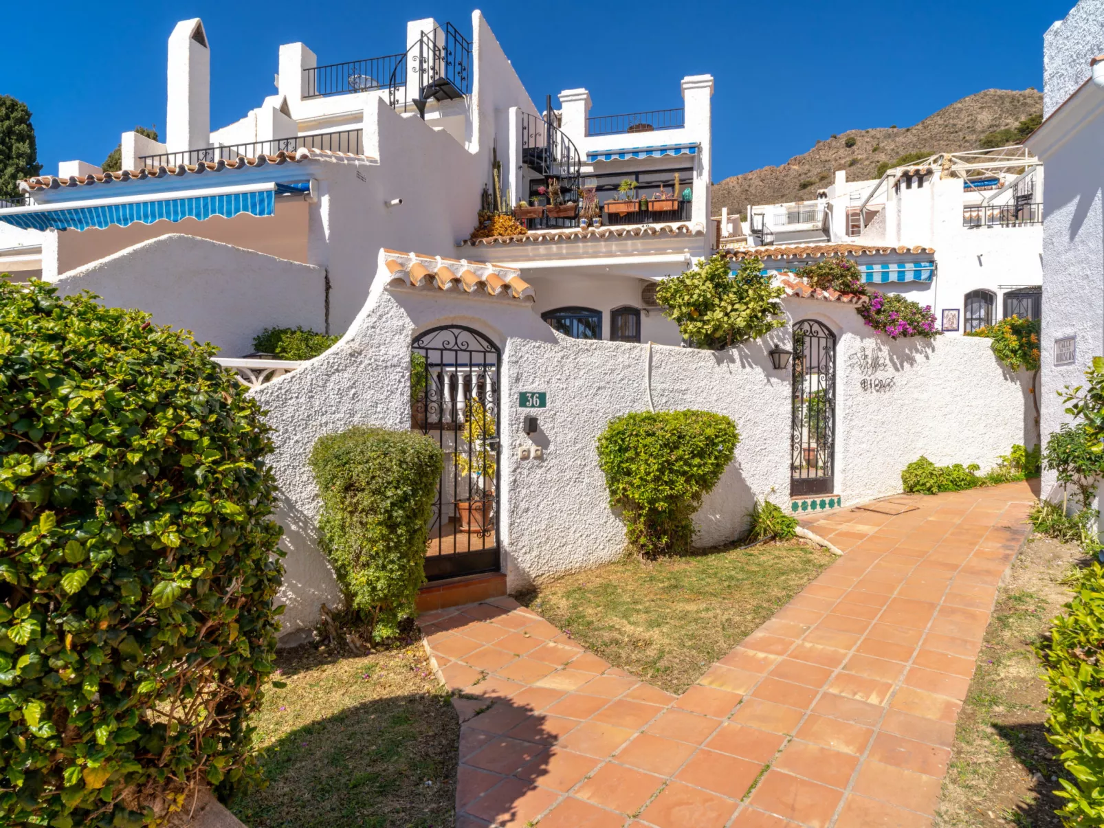 Hibiscos 36 San Juan de Capistrano by Casasol - Buiten