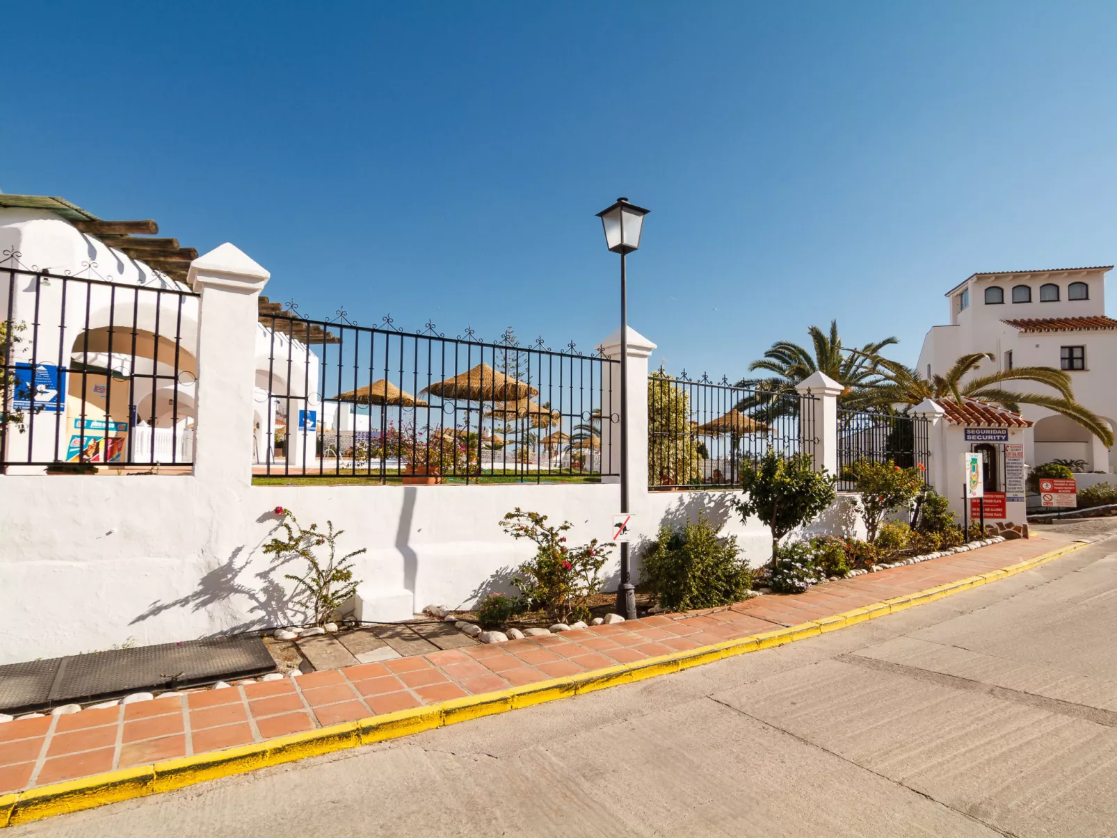 Capistrano Playa 703 by Casasol - Buiten