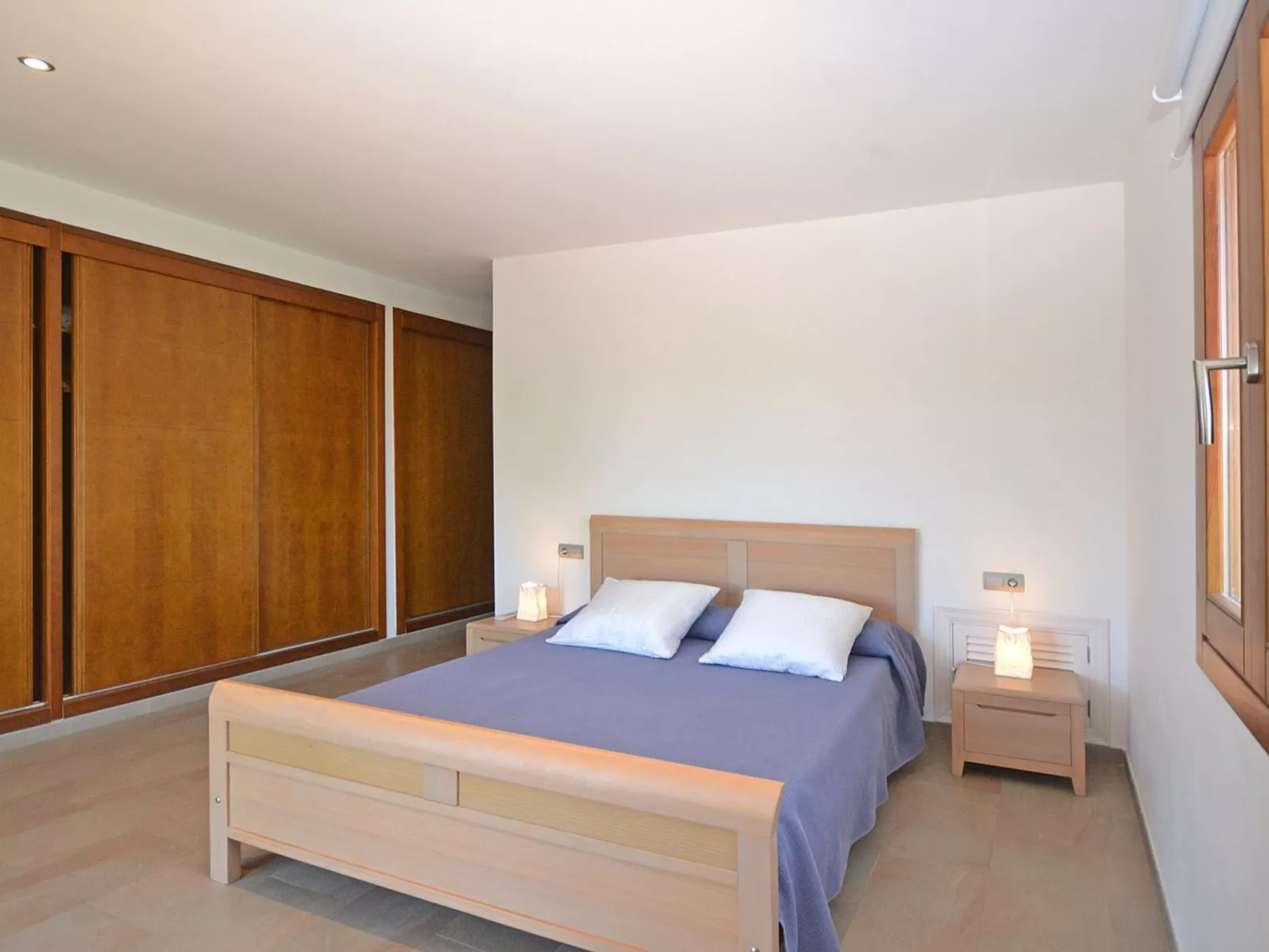 Santa Maria - Binnen