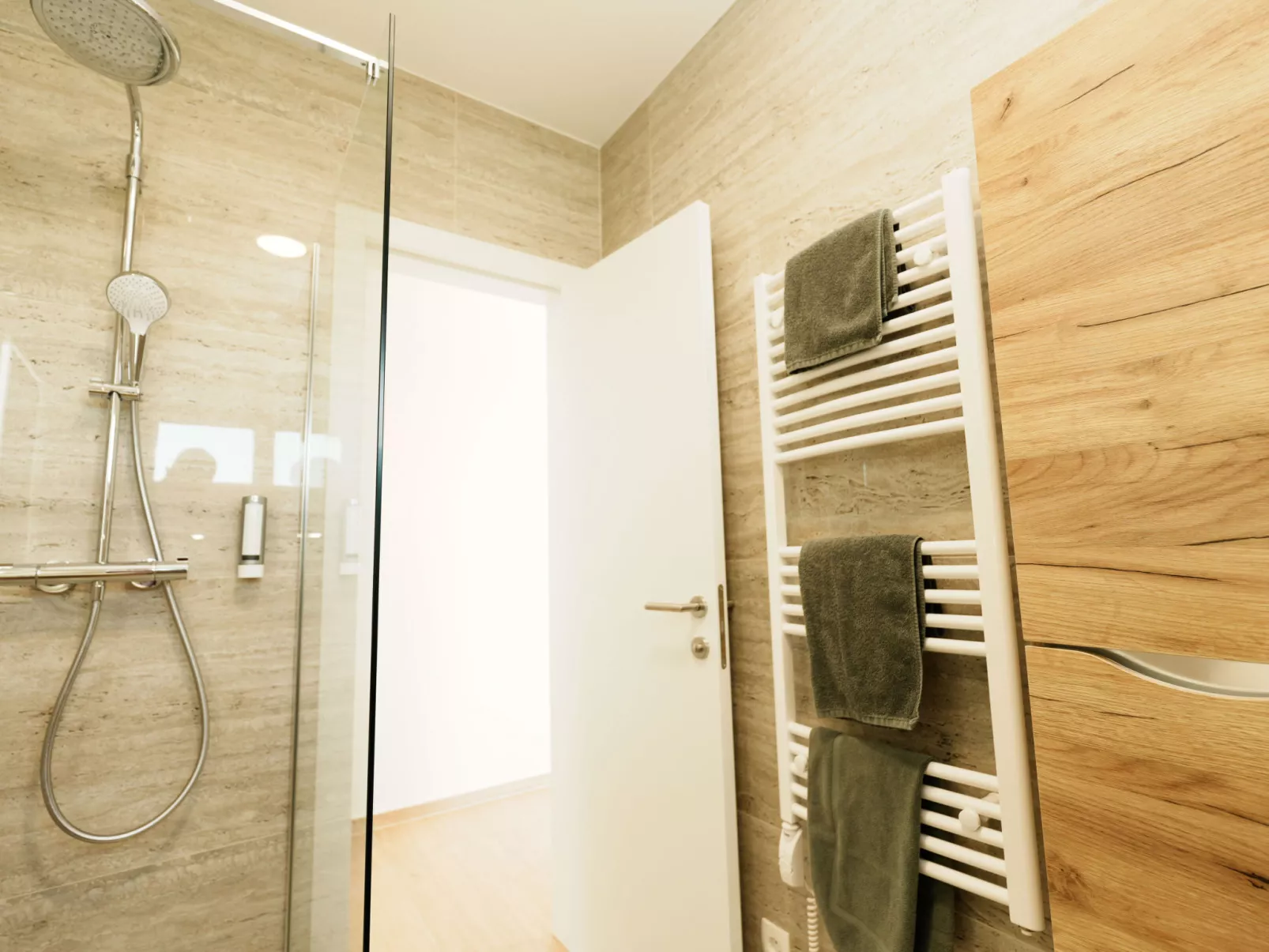 Primosten Hills - West - Binnen